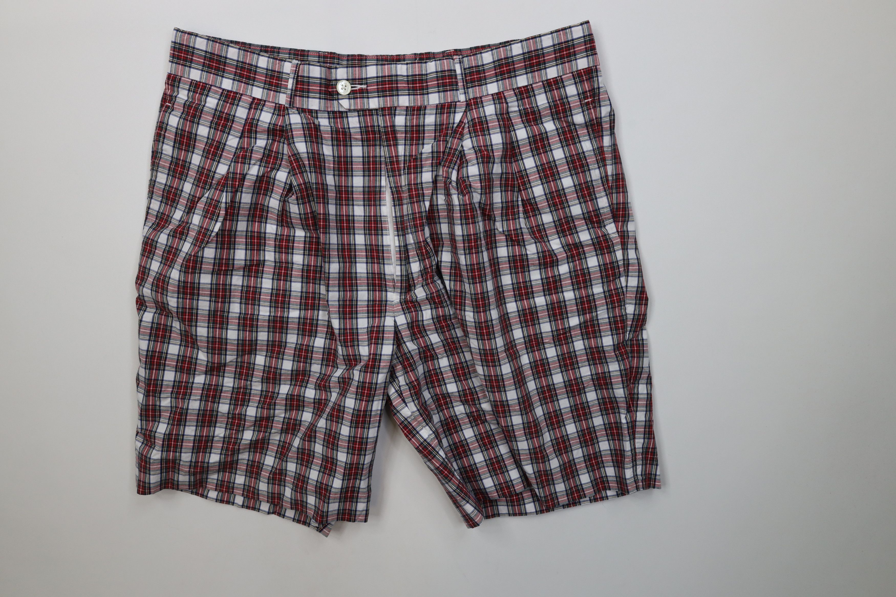 Vintage Vintage 90s Streetwear Above Knee Chino Golf Shorts Plaid Size US 36 / EU 52 - 1 Thumbnail
