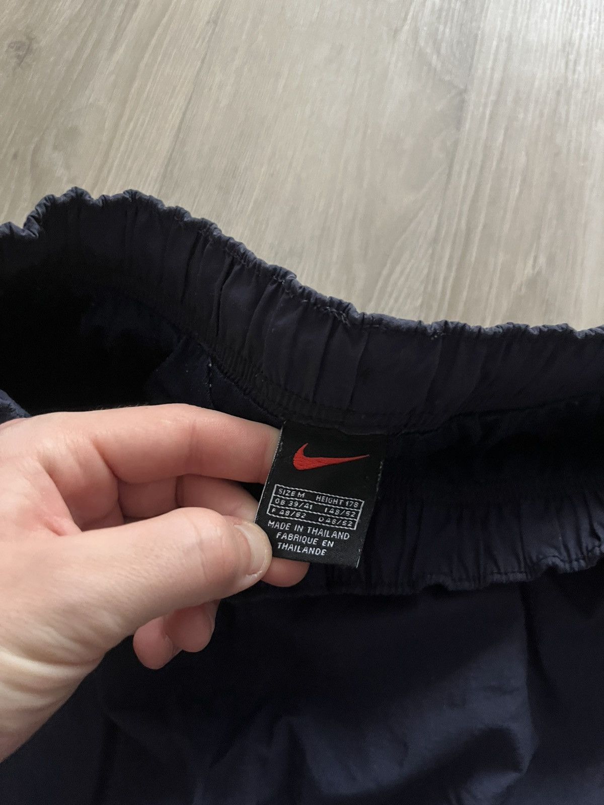 Nike Vintage Y2K Nike Nylon Pants Size US 32 / EU 48 - 4 Thumbnail