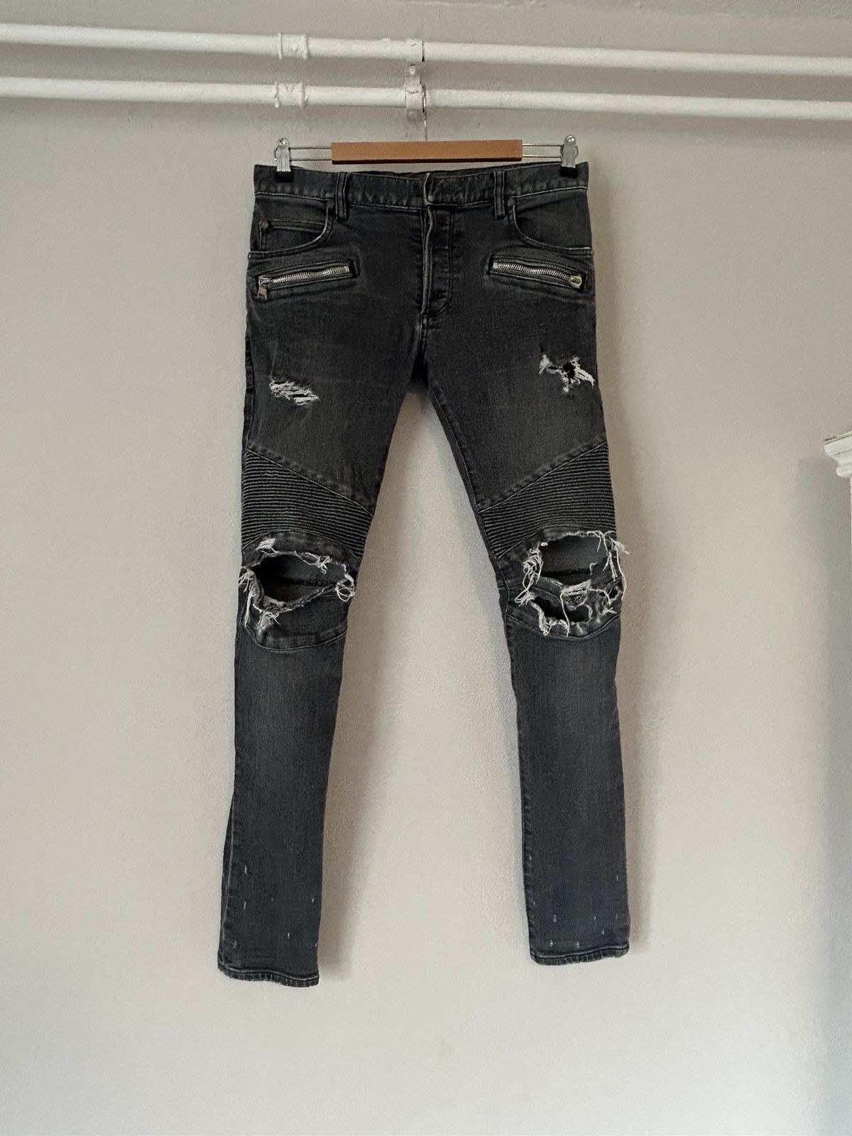 Image of Balmain Destroyed Knee Biker Jeans in Grey, Men's (Size 30)