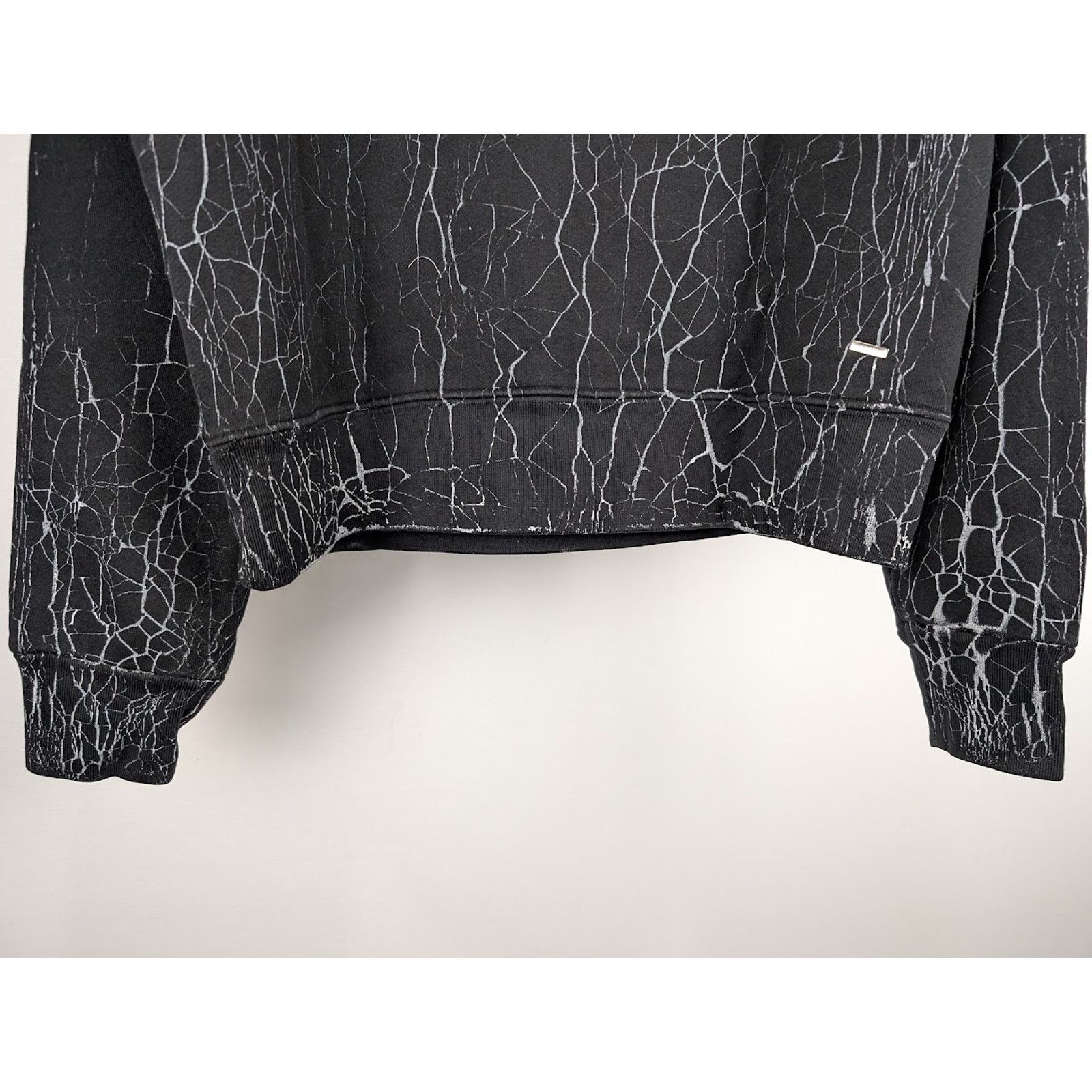Amiri o1rshd1 Cracked Dye Core Logo Hoodie in Black Size US XL / EU 56 / 4 - 16 Thumbnail