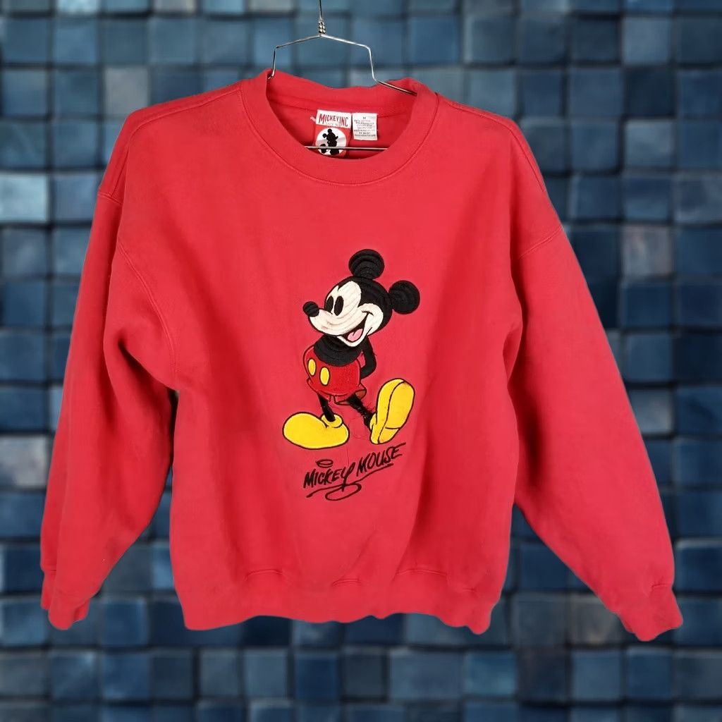 Vintage VINTAGE Mickey INC Disneyland Red Embroidered Sweatshirt Crew Neck Adult Medium Flawed Linen? Size US L / EU 52-54 / 3 - 1 Thumbnail