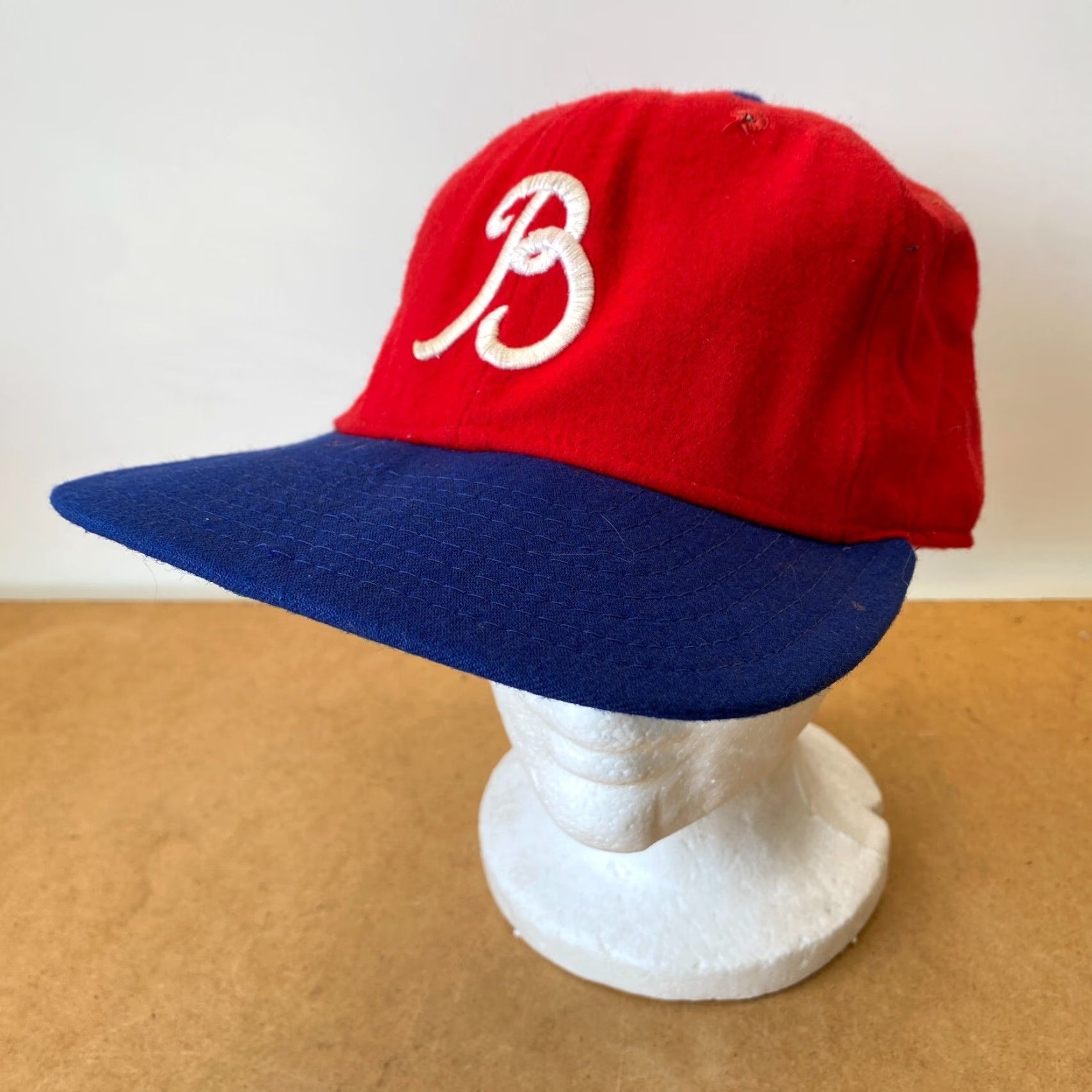New Era VINTAGE New Era Baseball Hat Red Blue White Size 7 Bears Red Sox - Hat - Unisex Adults - Red - 7 - USA - Baseball Cap - Mens / Womens Size ONE SIZE - 2 Thumbnail