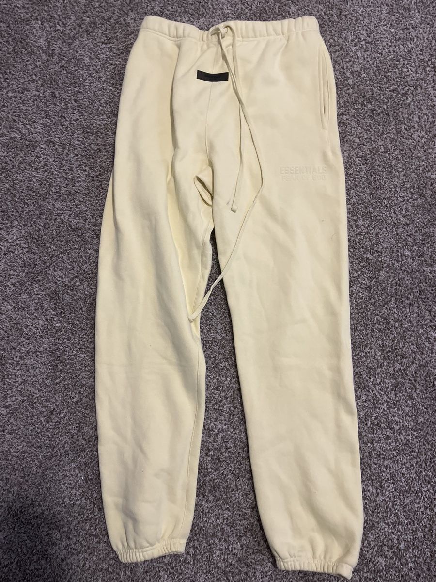 Essentials FOG Essentials Canary Sweatpants Size Large Size US 32 / EU 48 - 1 Thumbnail