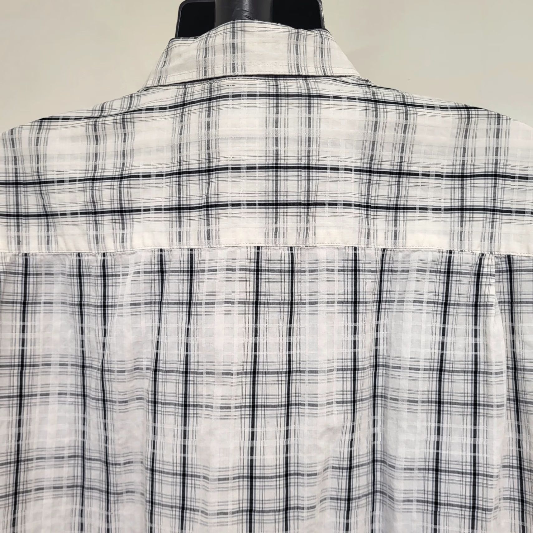 Vintage Columbia Shirt Men's XXL White Tartan Plaid Short Sleeve Button-Up Outdoor Casual Shirt Womens? Size US XXL / EU 58 / 5 - 7 Thumbnail