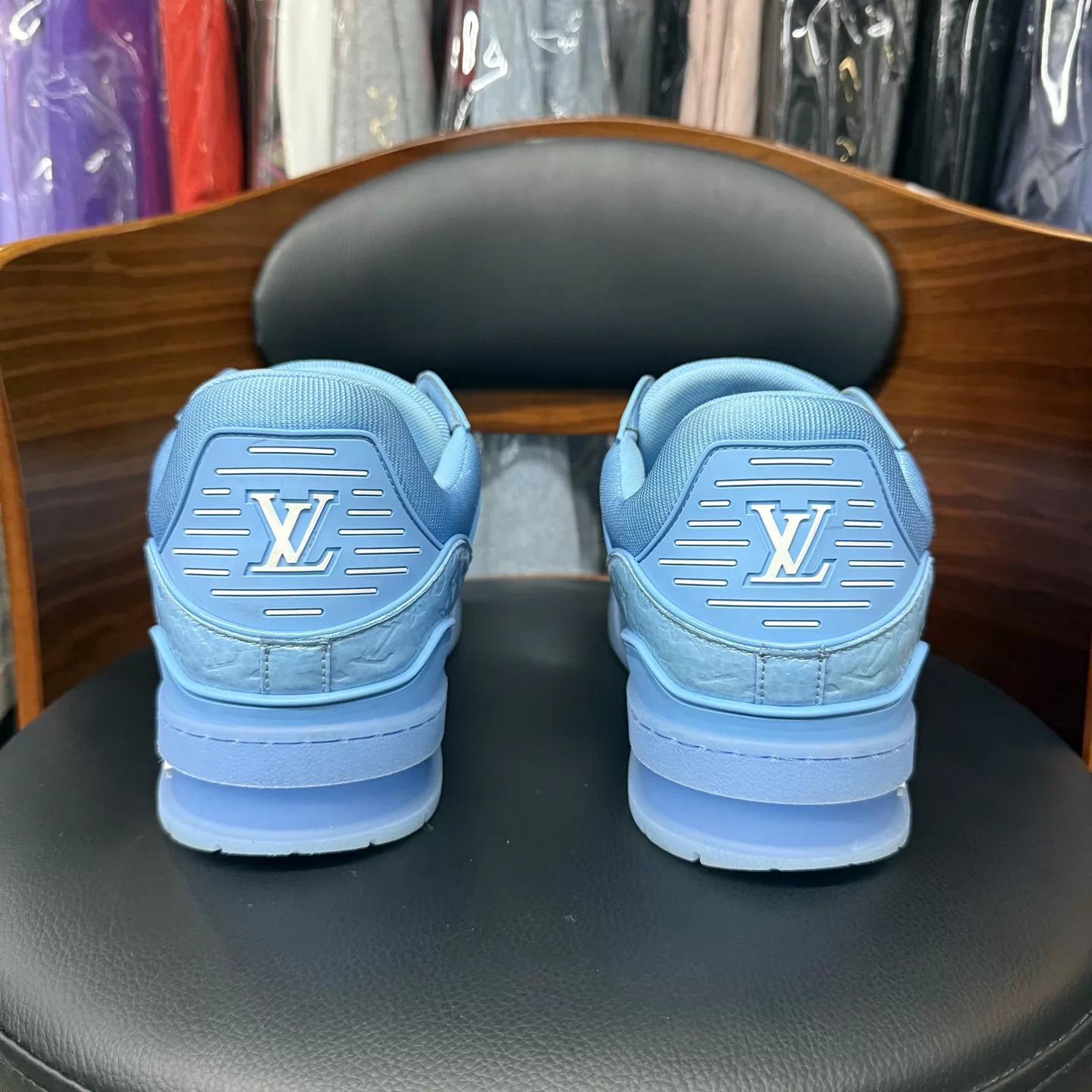 Louis Vuitton LV Trainer Blue Embossed Monogram Blue Art Gallery 8/42 Size US 9 / EU 42 - 3 Thumbnail