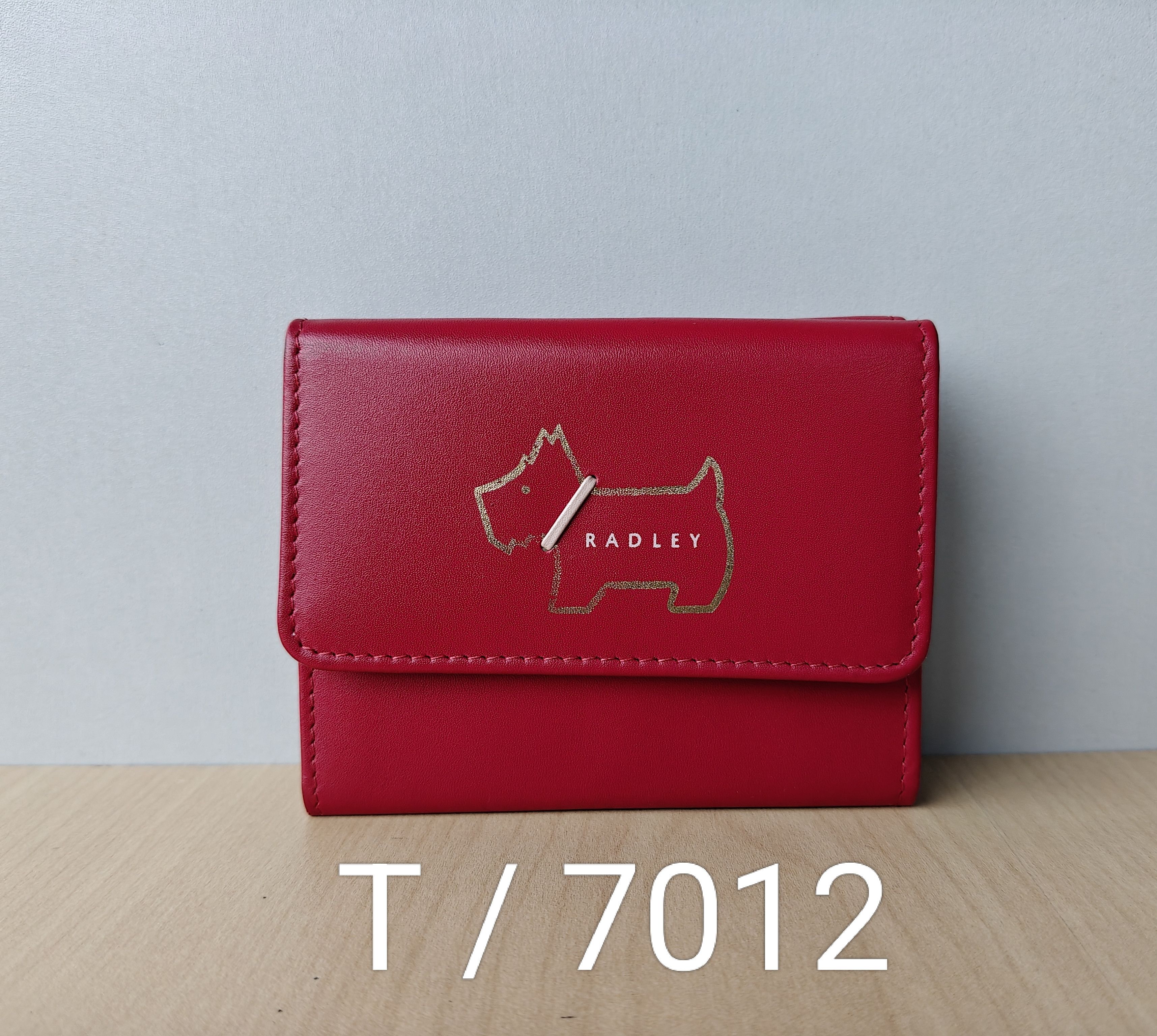 Other Radley London Heritage logo Wallet Free Shipping T/7012 Size ONE SIZE - 12 Thumbnail