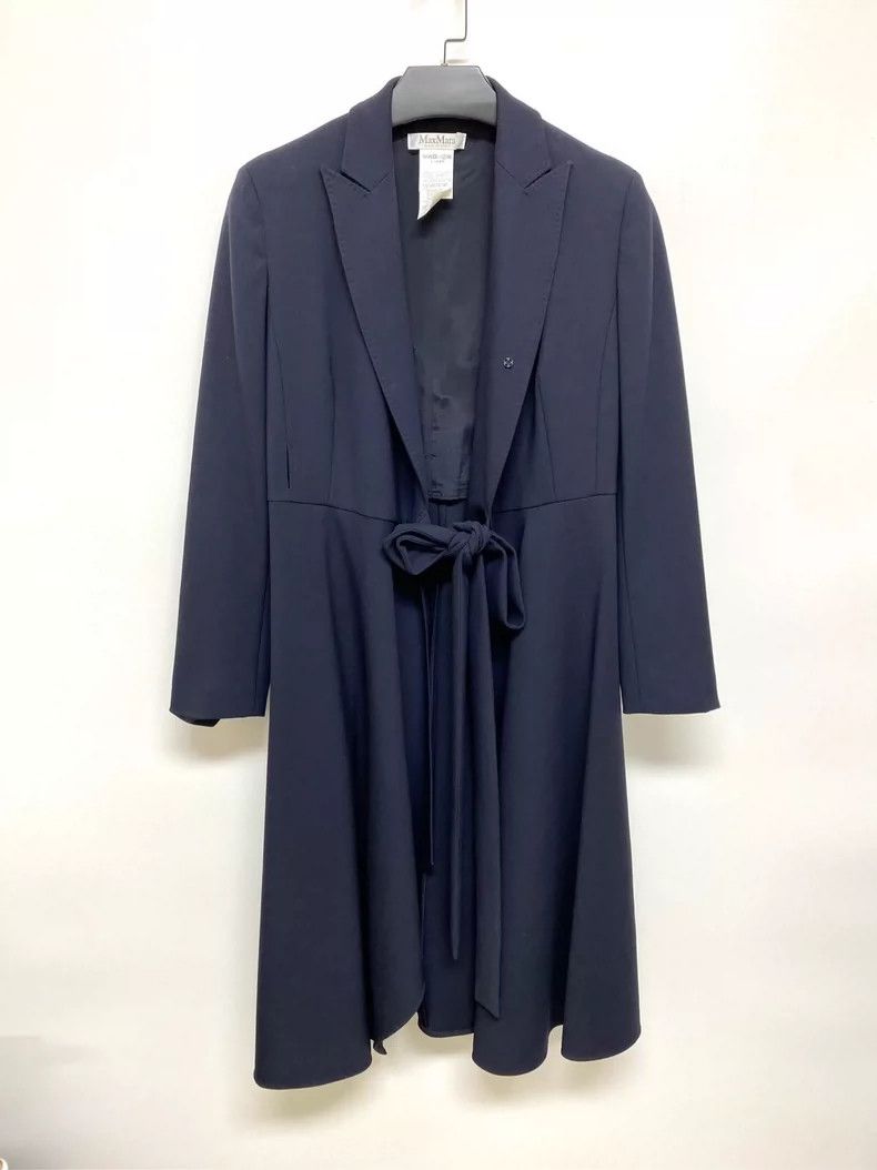 Max Mara Classic black lace-up trench coat