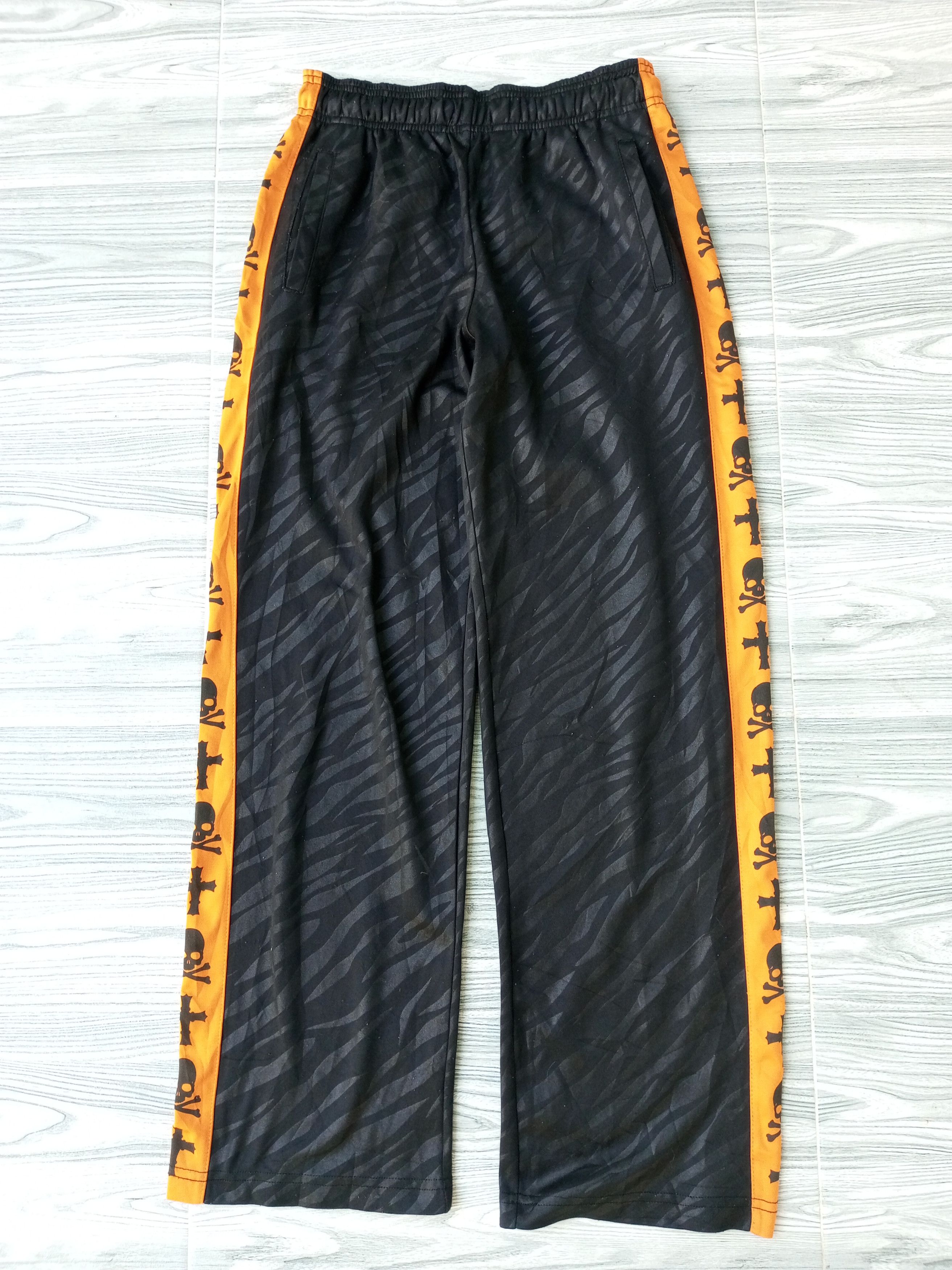 Japanese Brand Undefined Skull and Cross Track Pants Size US 32 / EU 48 - 1 Thumbnail