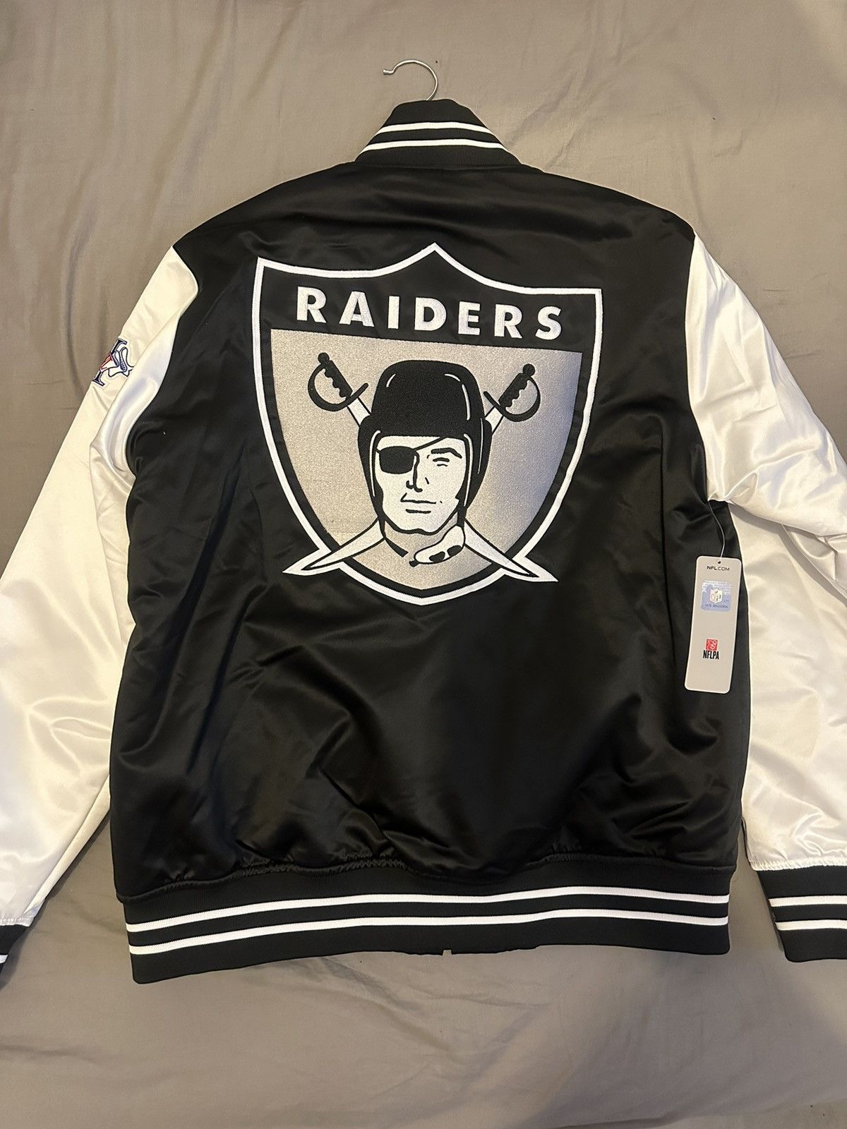 Mitchell & Ness × NFL RAIDERS BOMBER JACKET Size US L / EU 52-54 / 3 - 2 Thumbnail
