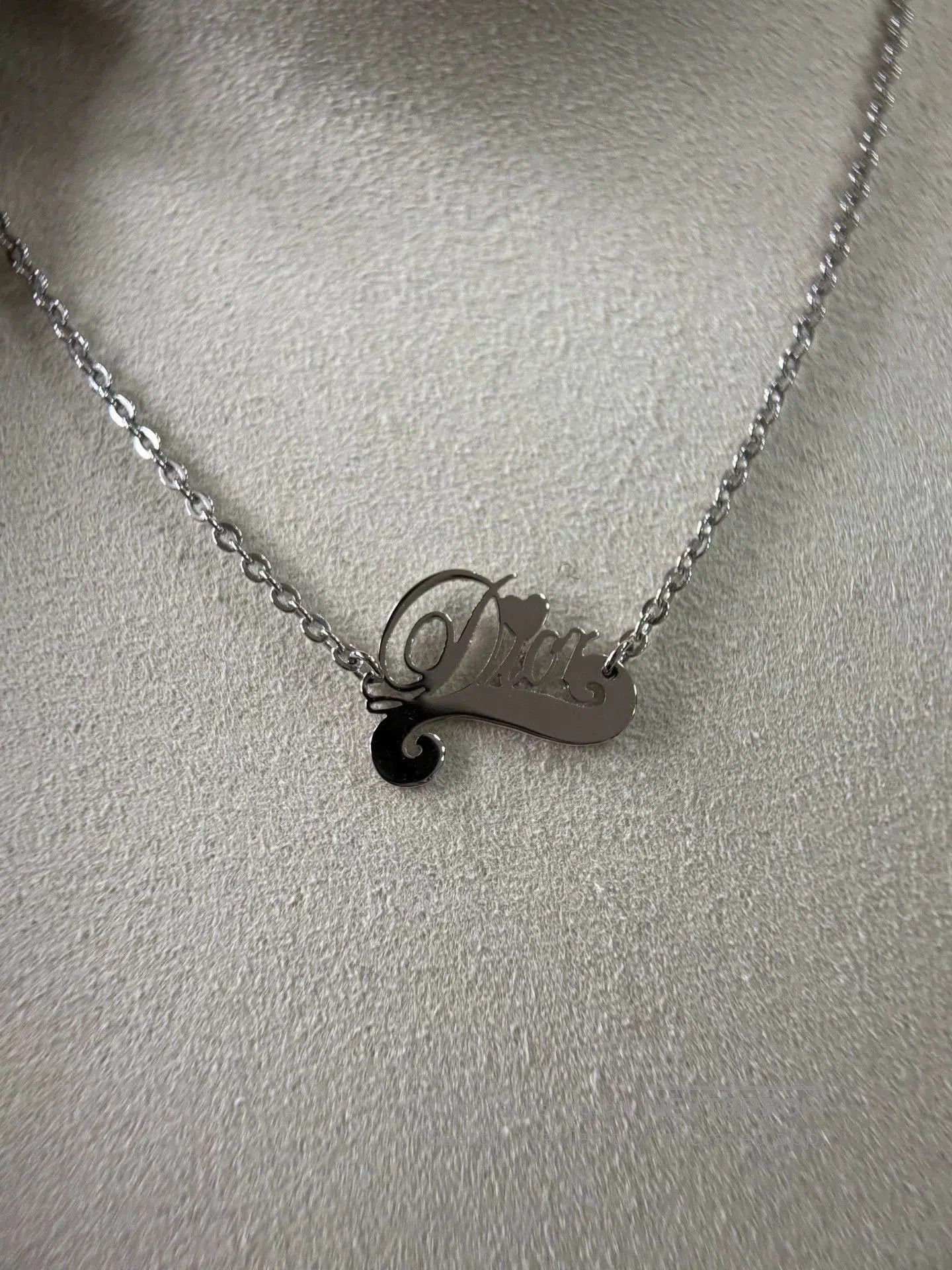 Dior Dior Logo Necklace in Excellent Condition. Size ONE SIZE - 2 Thumbnail
