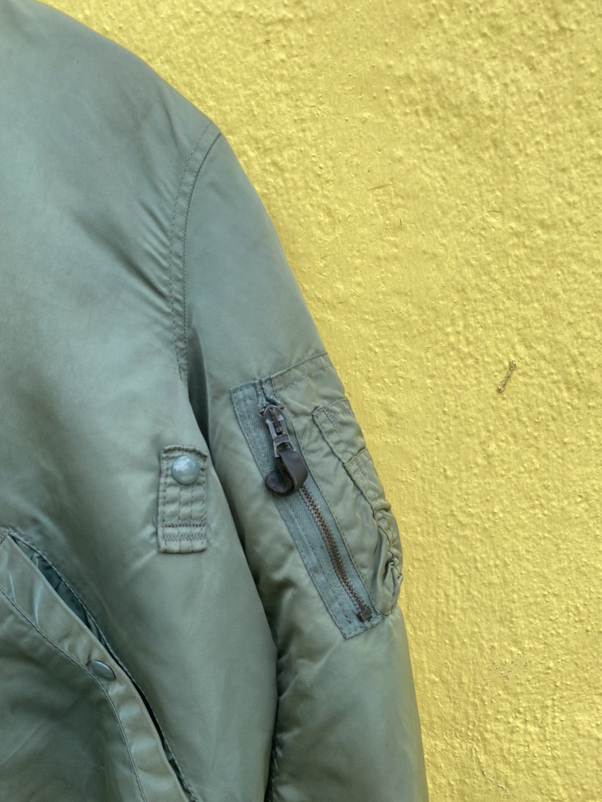 Alpha Industries Vintage MA-1 Alpha industries flying bomber jacket Size US L / EU 52-54 / 3 - 9 Thumbnail