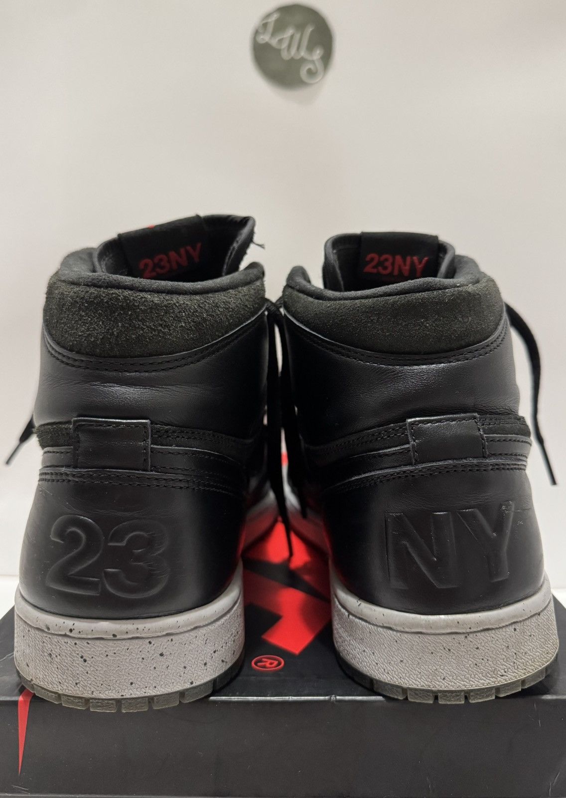 Jordan Brand × Nike Jordan 1 High NYC Size US 10.5 / EU 43-44 - 5 Thumbnail