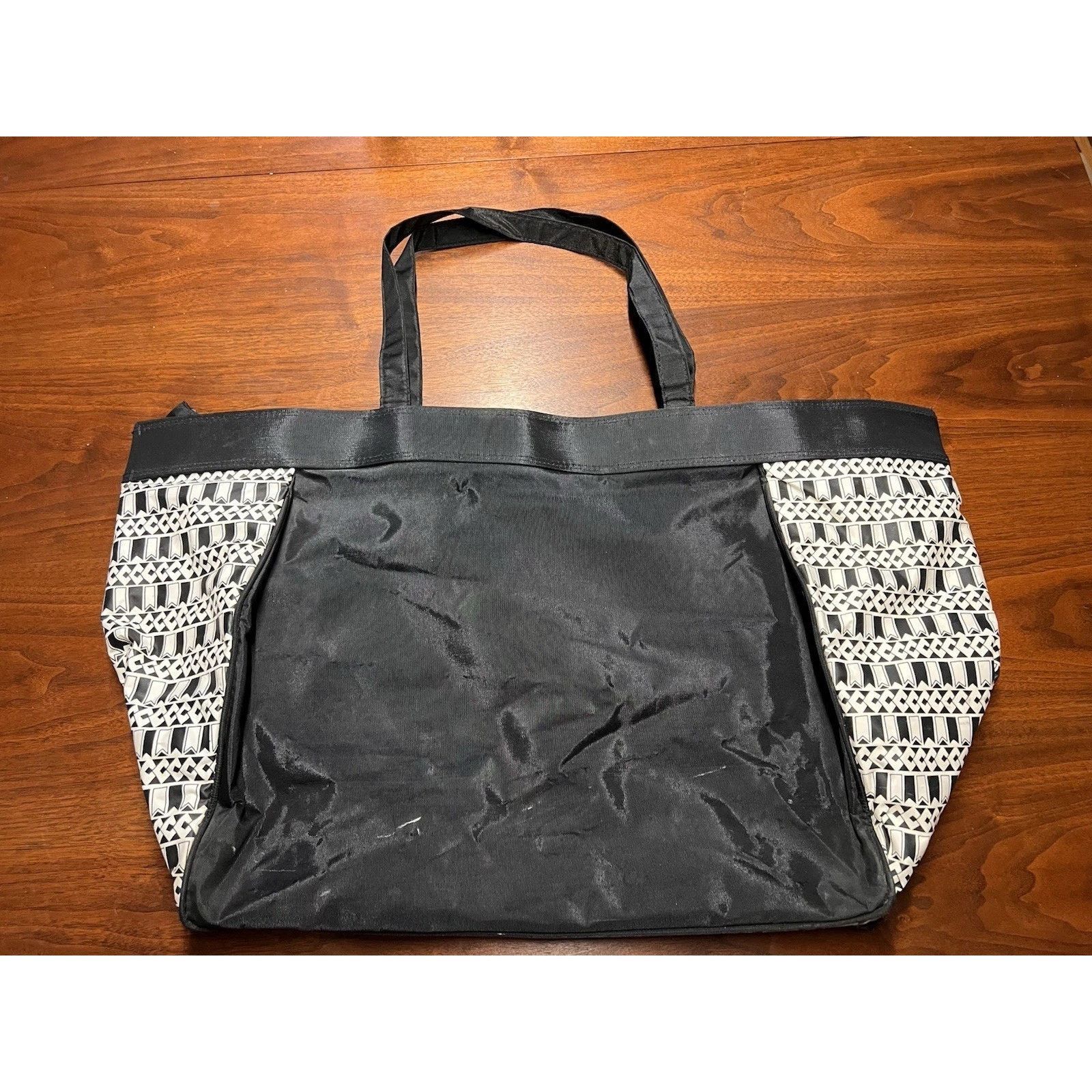 Other Estee Lauder Black And White Pattern Tote Bag Size ONE SIZE - 2 Thumbnail