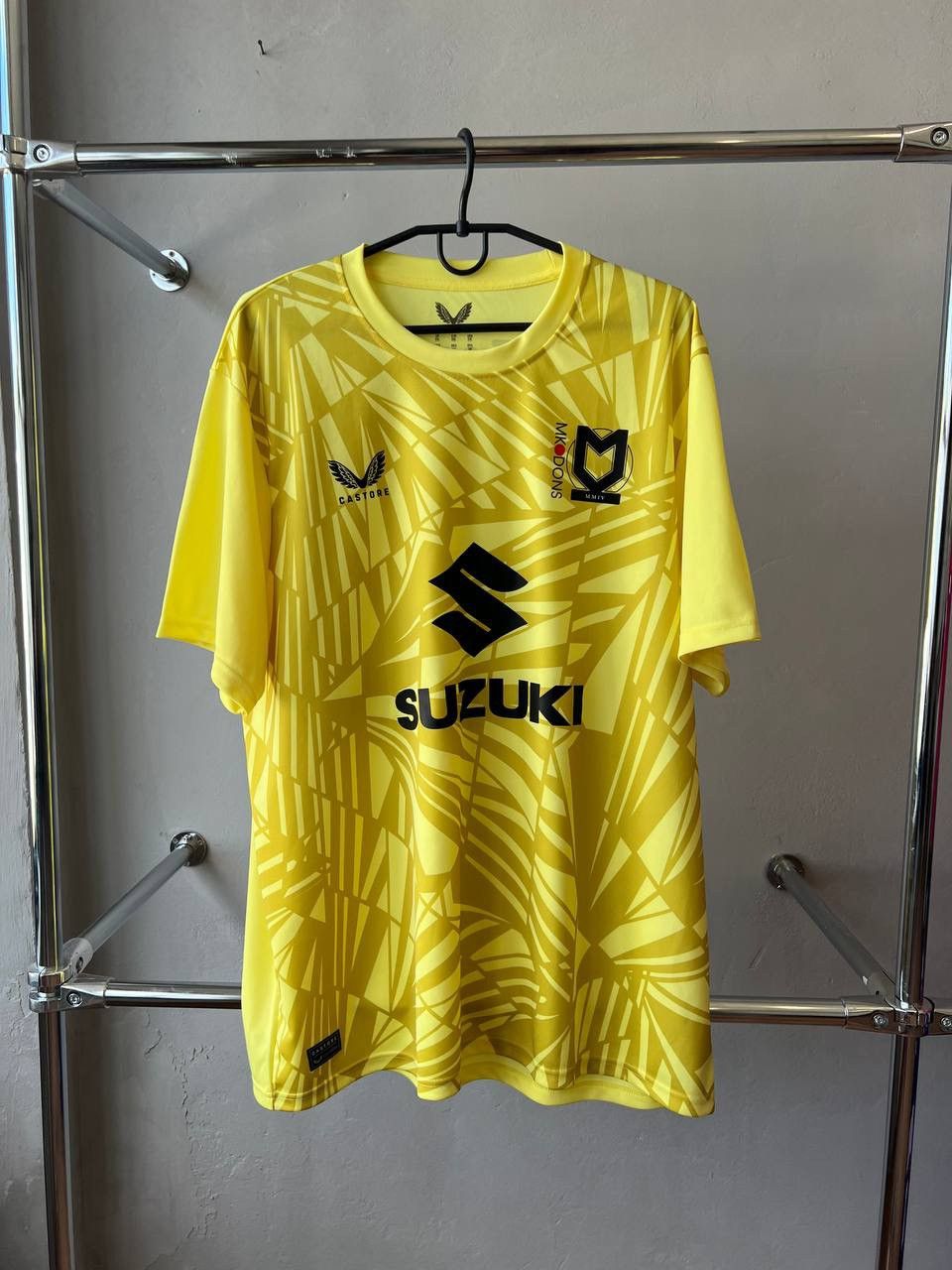 Castore 2025 MK DONS GOALKEEPER 2 SOCCER JERSEY FOOTBALL SHIRT XXL Size US XXL / EU 58 / 5 - 3 Thumbnail