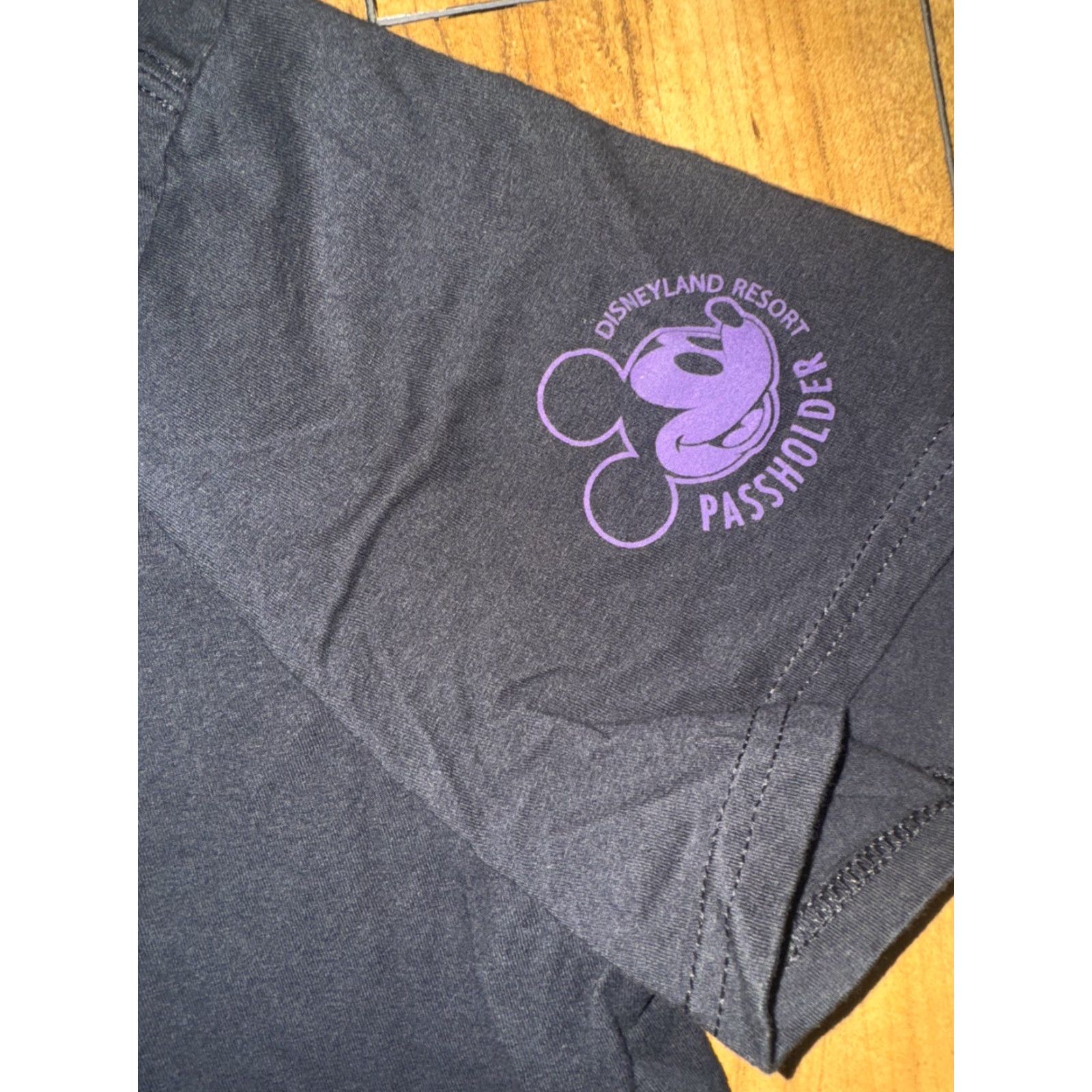 Disney Disney Fantasmic T-Shirt Men’s XL Black Graphic Print Dragon Show Tee 90s Maleficent Igniting the Night Disneyland Parks Vintage No Size US XL / EU 56 / 4 - 3 Thumbnail