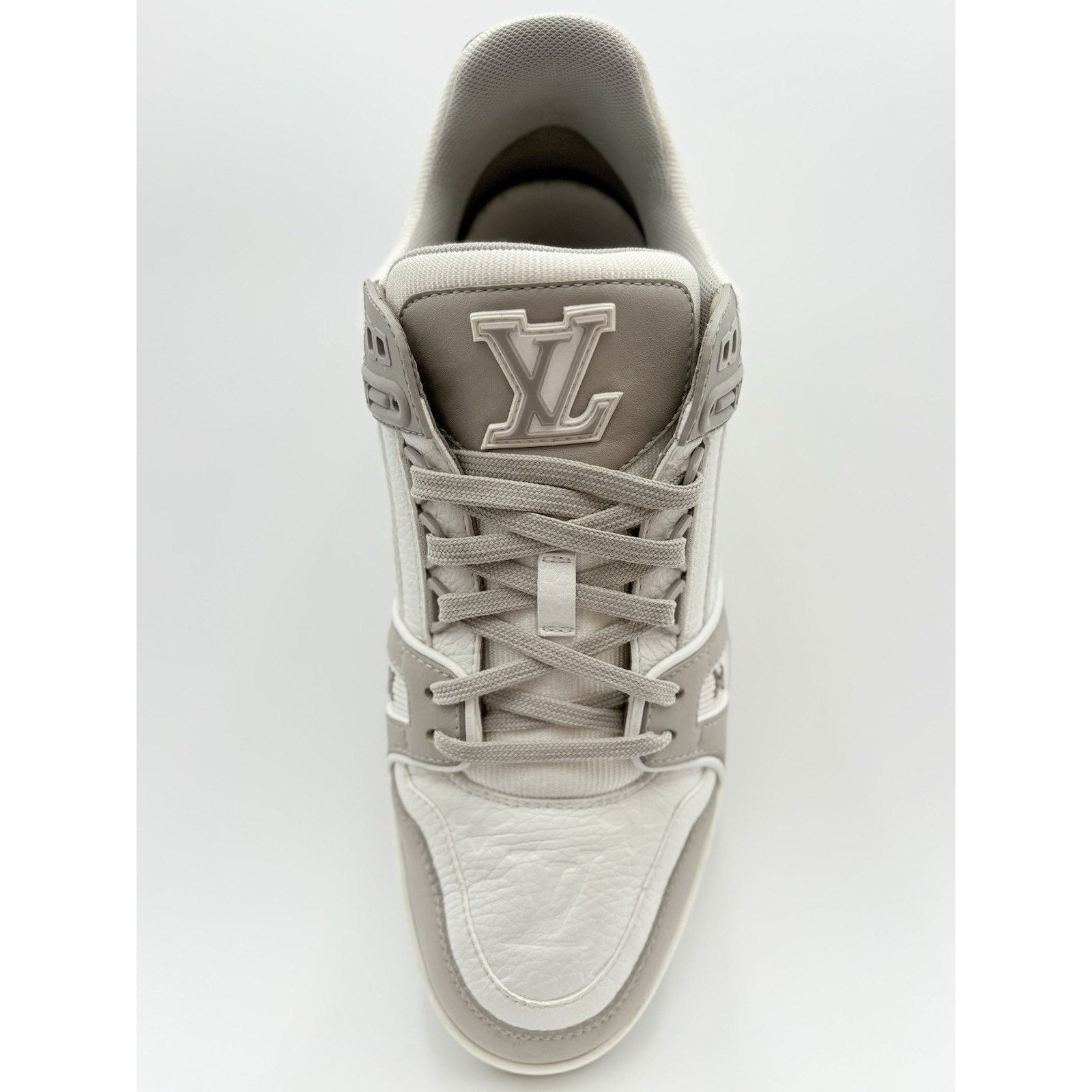 Louis Vuitton Louis Vuitton Trainer ' Grey White ' | GOOD CONDITION! Size US 9 / EU 42 - 11 Thumbnail