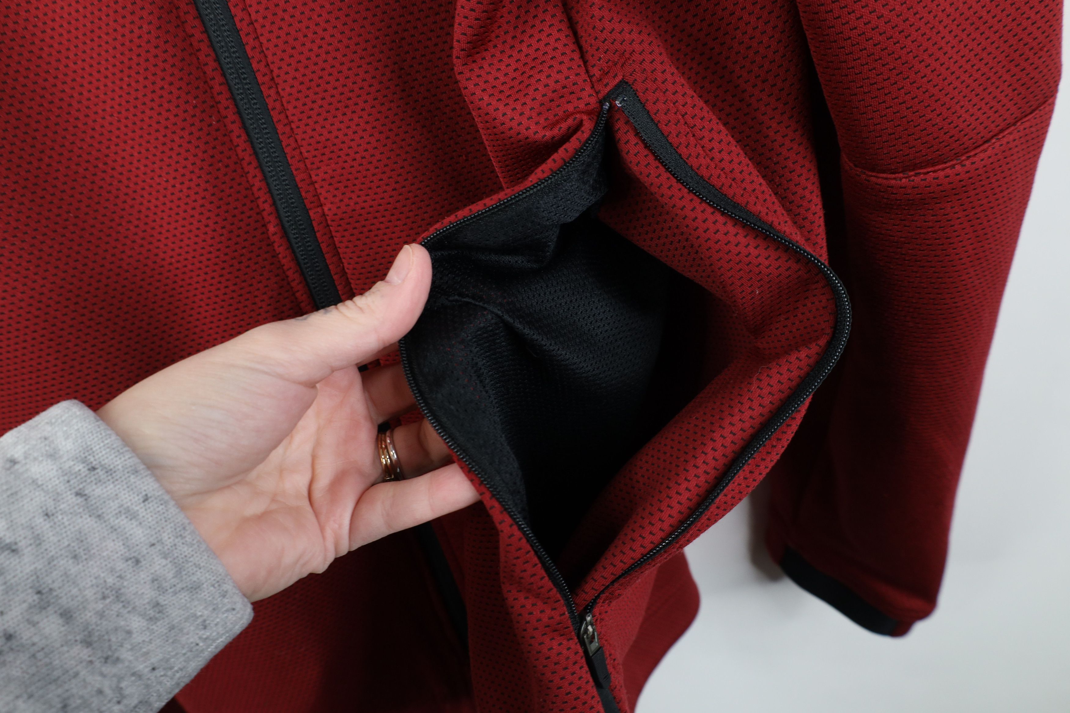 Nike Nike NBA Cavaliers Basketball Showtime Full Zip Hoodie Red Size US L / EU 52-54 / 3 - 8 Thumbnail