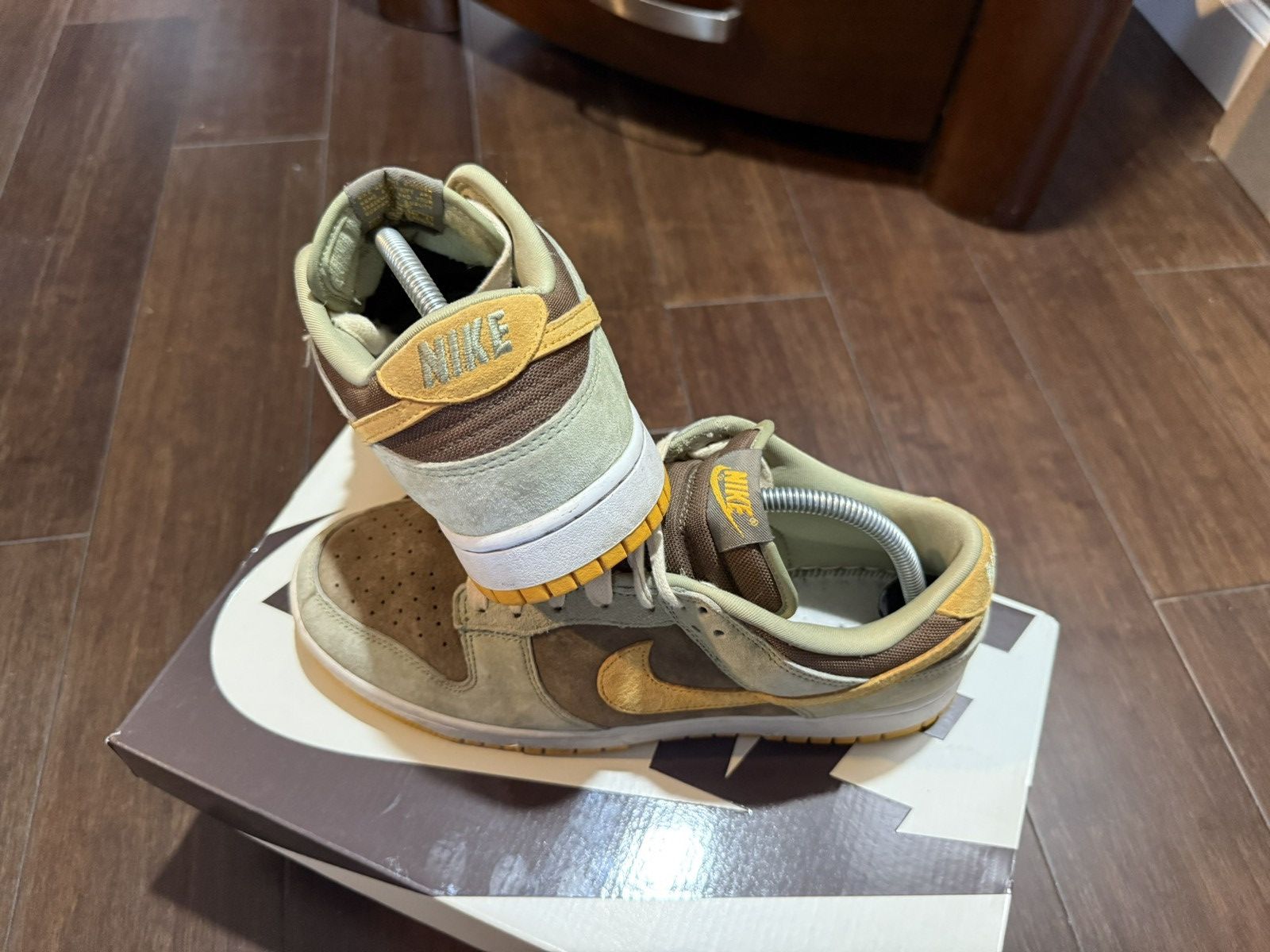 Nike Nike Dunk Low Dusty Olive Size US 9 / EU 42 - 4 Thumbnail