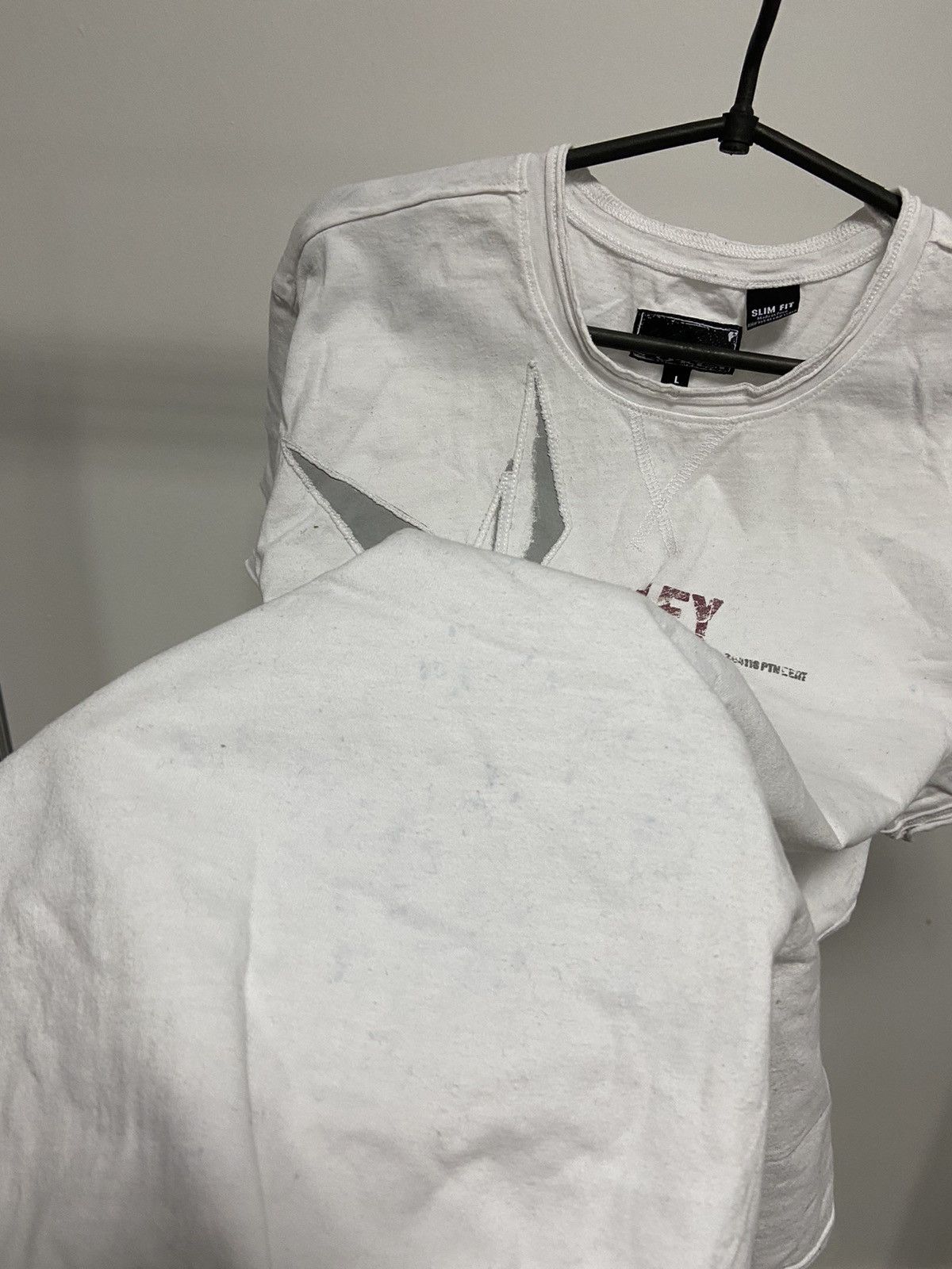 Oakley × Vintage Oakley T Shirt Vintage Big Logo Gorpcore Street Style Y2K Size US L / EU 52-54 / 3 - 9 Thumbnail