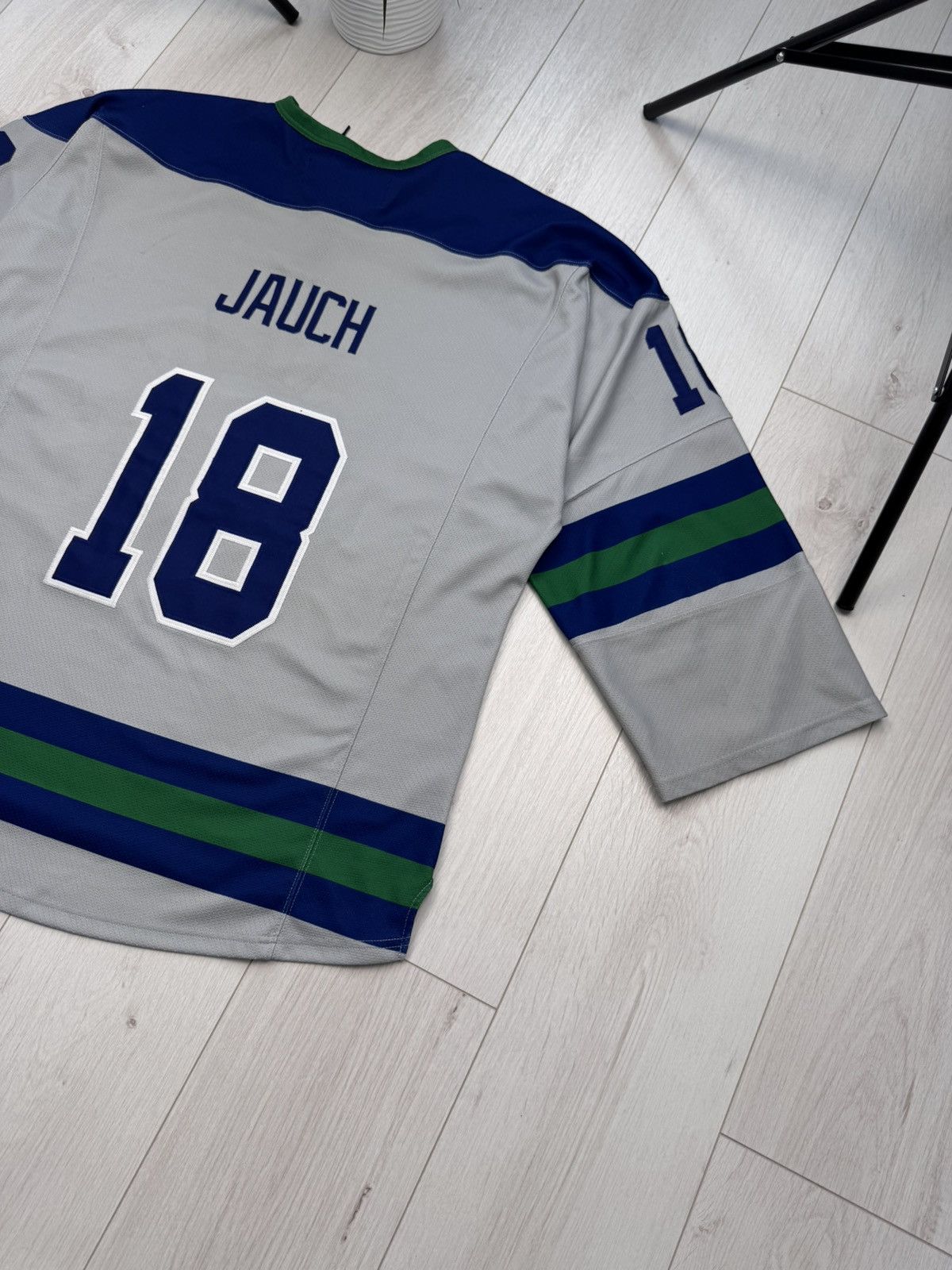 Other Vintage Hockey Jersey Ducks Finland Switzerland #18 Jauch Size US L / EU 52-54 / 3 - 11 Thumbnail