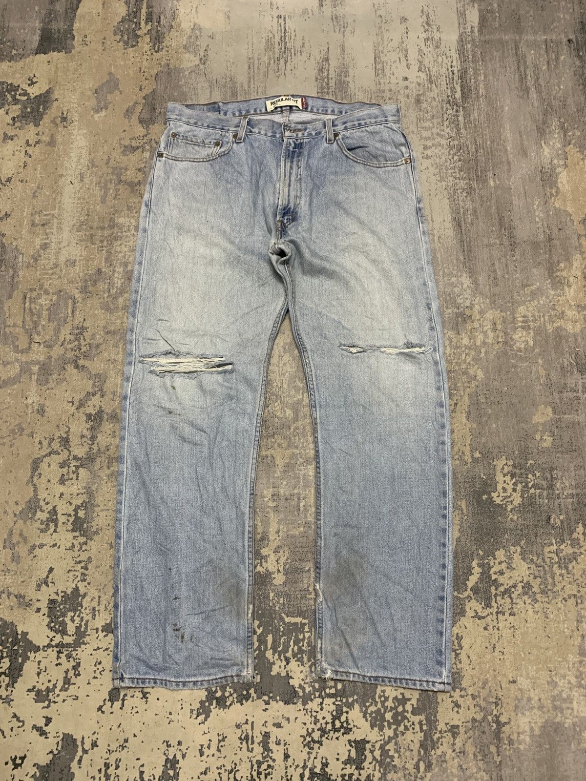 Levi's Vintage 90s Levi's 505 Regular Fit Distressed Denim 36x32.5 Size US 36 / EU 52 - 1 Thumbnail