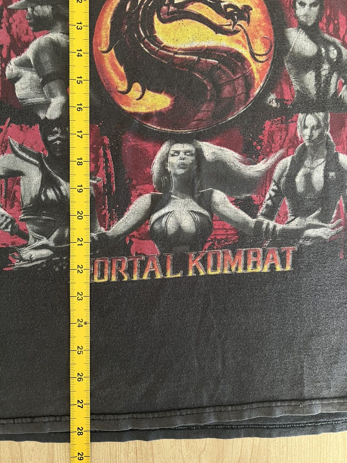Other Vintage Mortal Kombat Girls Graphic Game T Shirt XL Size US XL / EU 56 / 4 - 6 Thumbnail