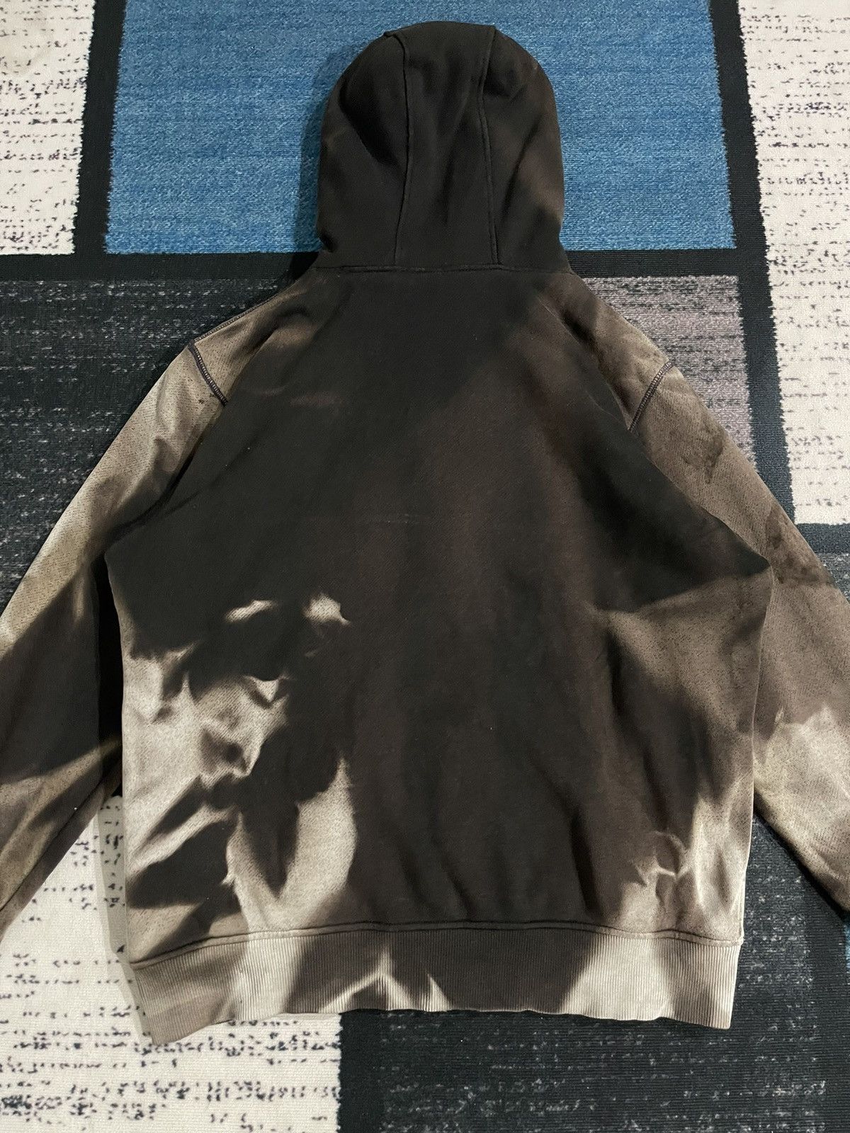 Uniqlo Uniqlo Distressed Sweatshirt Hoodie Size US XL / EU 56 / 4 - 15 Thumbnail