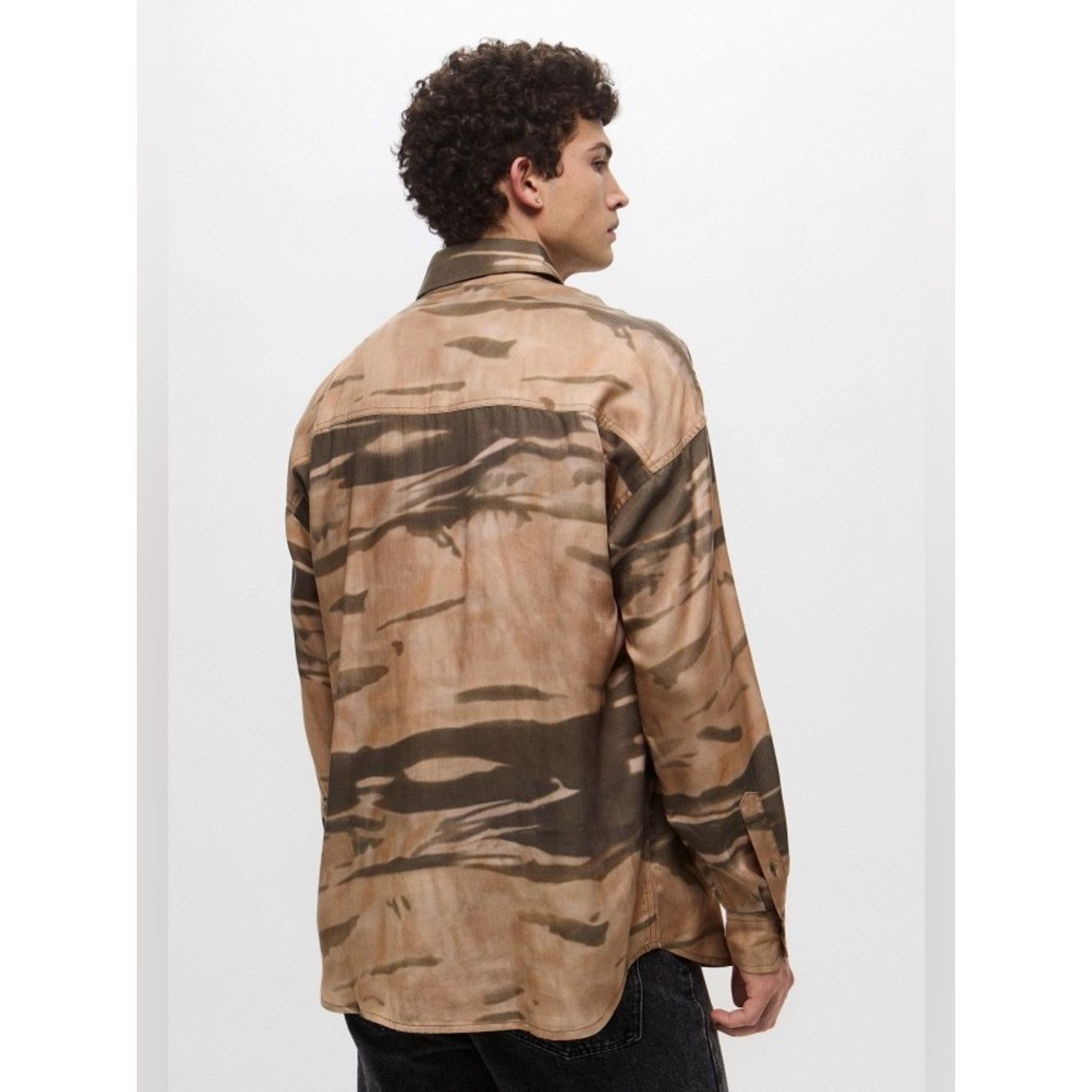 Diesel Diesel S-Fluid-CMF Oversized Lyocell Shirt XL Abstract Camo Size US XL / EU 56 / 4 - 3 Thumbnail