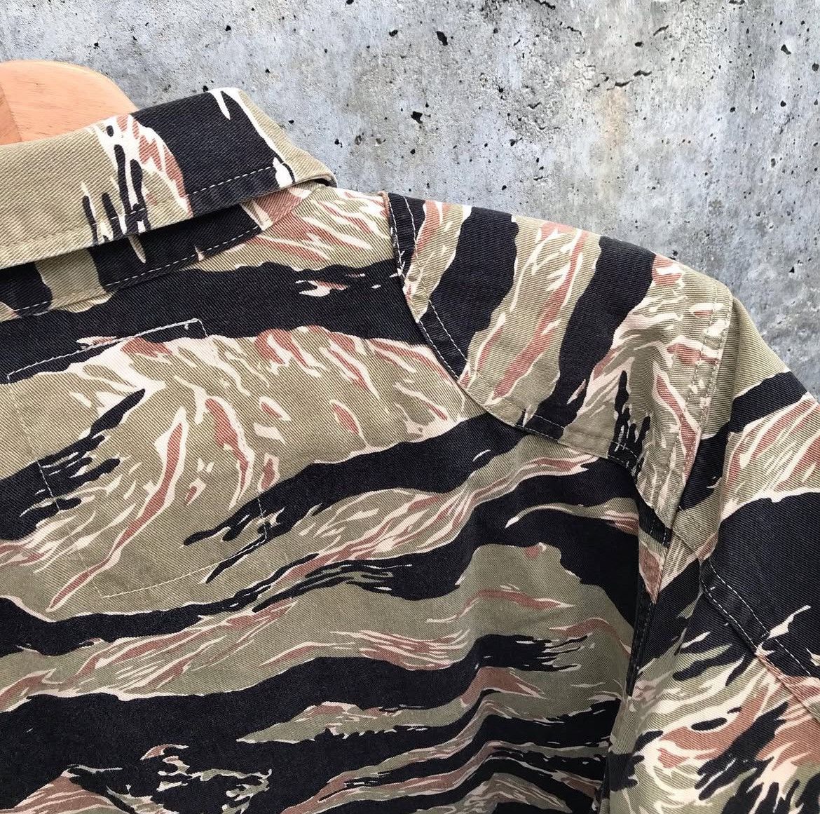 Wtaps WTAPS Tiger Camo Jungle Shirt Size US M / EU 48-50 / 2 - 18 Thumbnail
