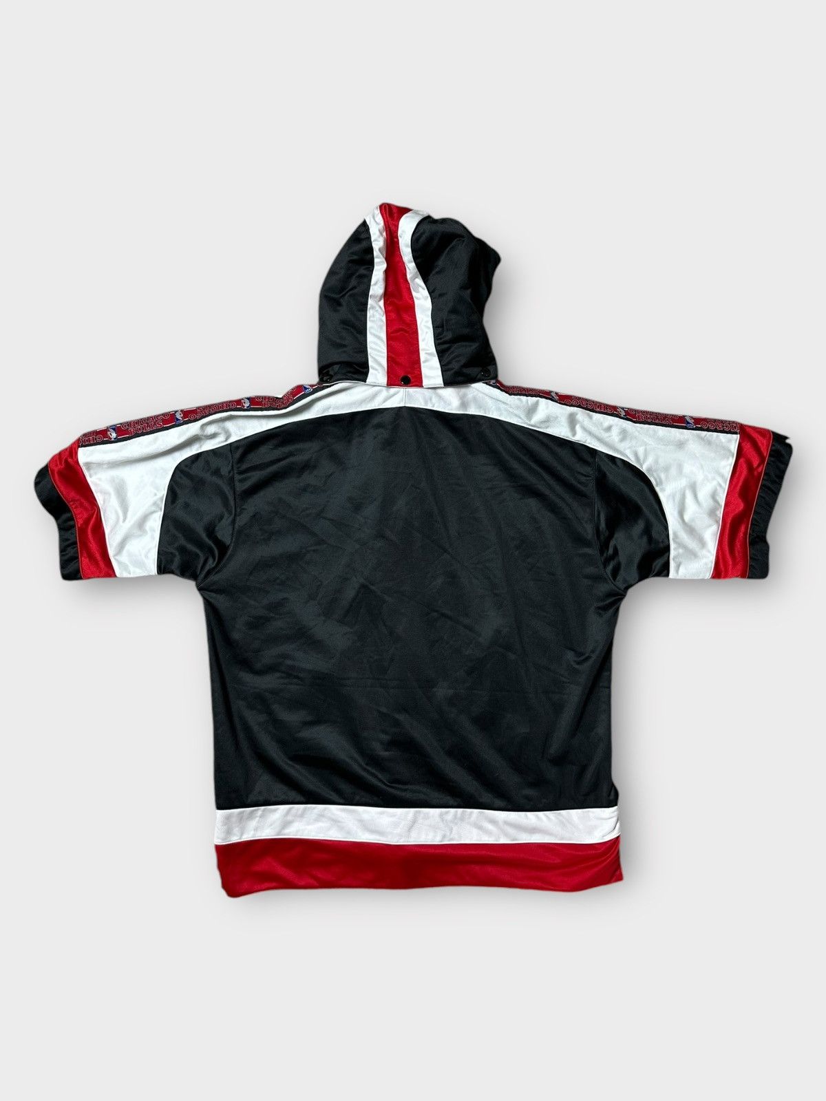 Champion × NBA Vintage Champion Chicago Bulls shooting warm up shirt hoodie Size US L / EU 52-54 / 3 - 6 Thumbnail