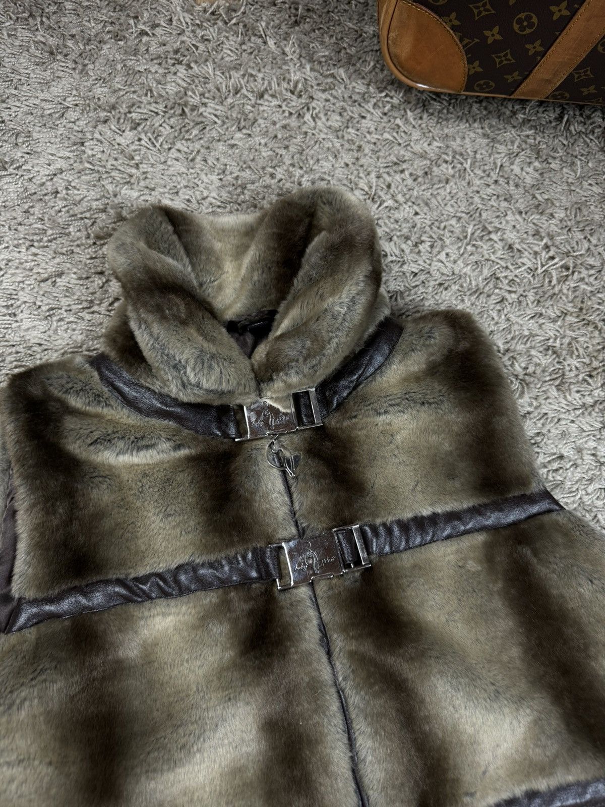 Vintage Vintage fur vest Baby Phat y2k original casual item Size M / US 6-8 / IT 42-44 - 2 Thumbnail