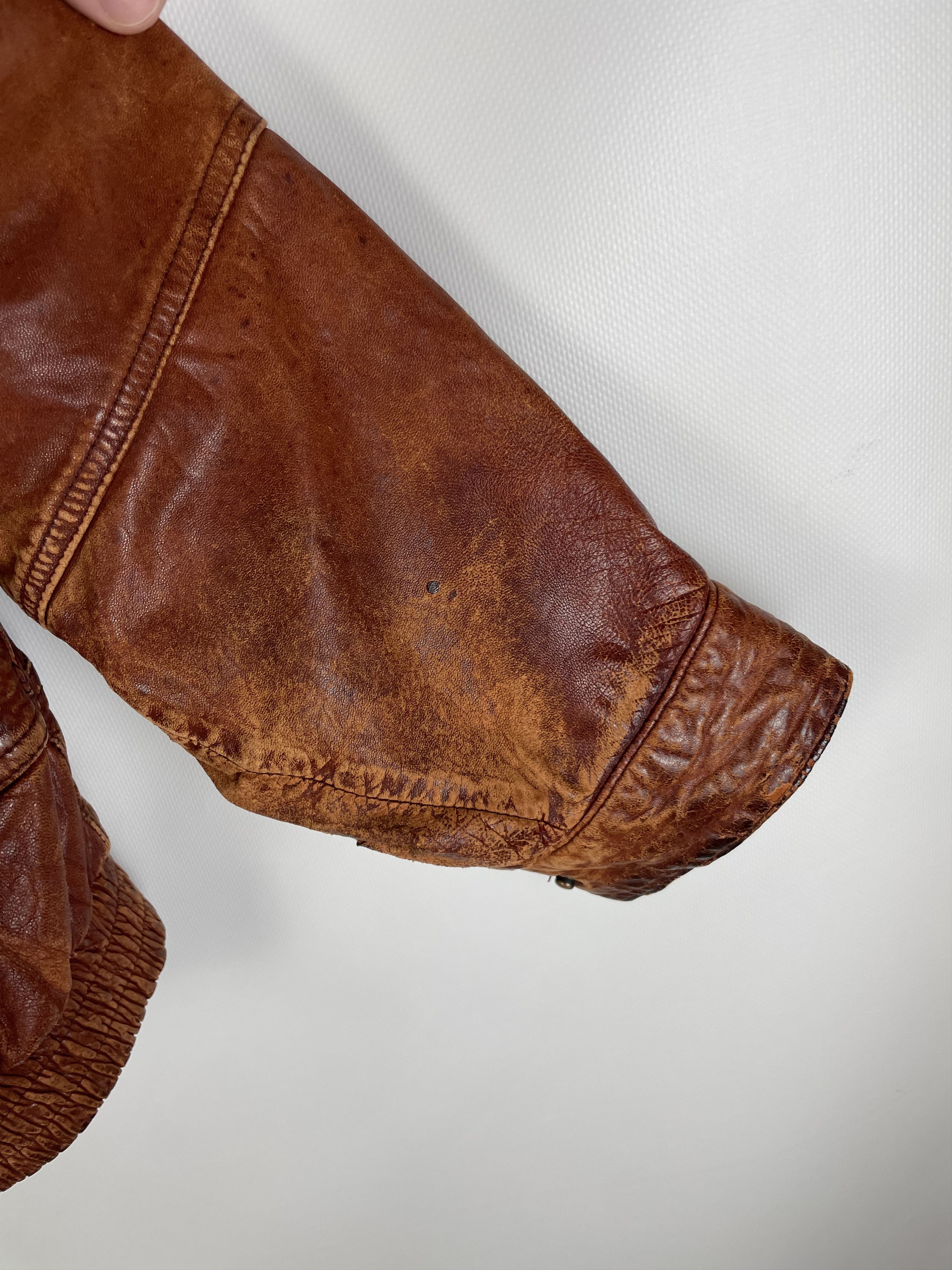 Vintage Vintage American Basics Washed Leather Jacket 90s Size US M / EU 48-50 / 2 - 9 Thumbnail
