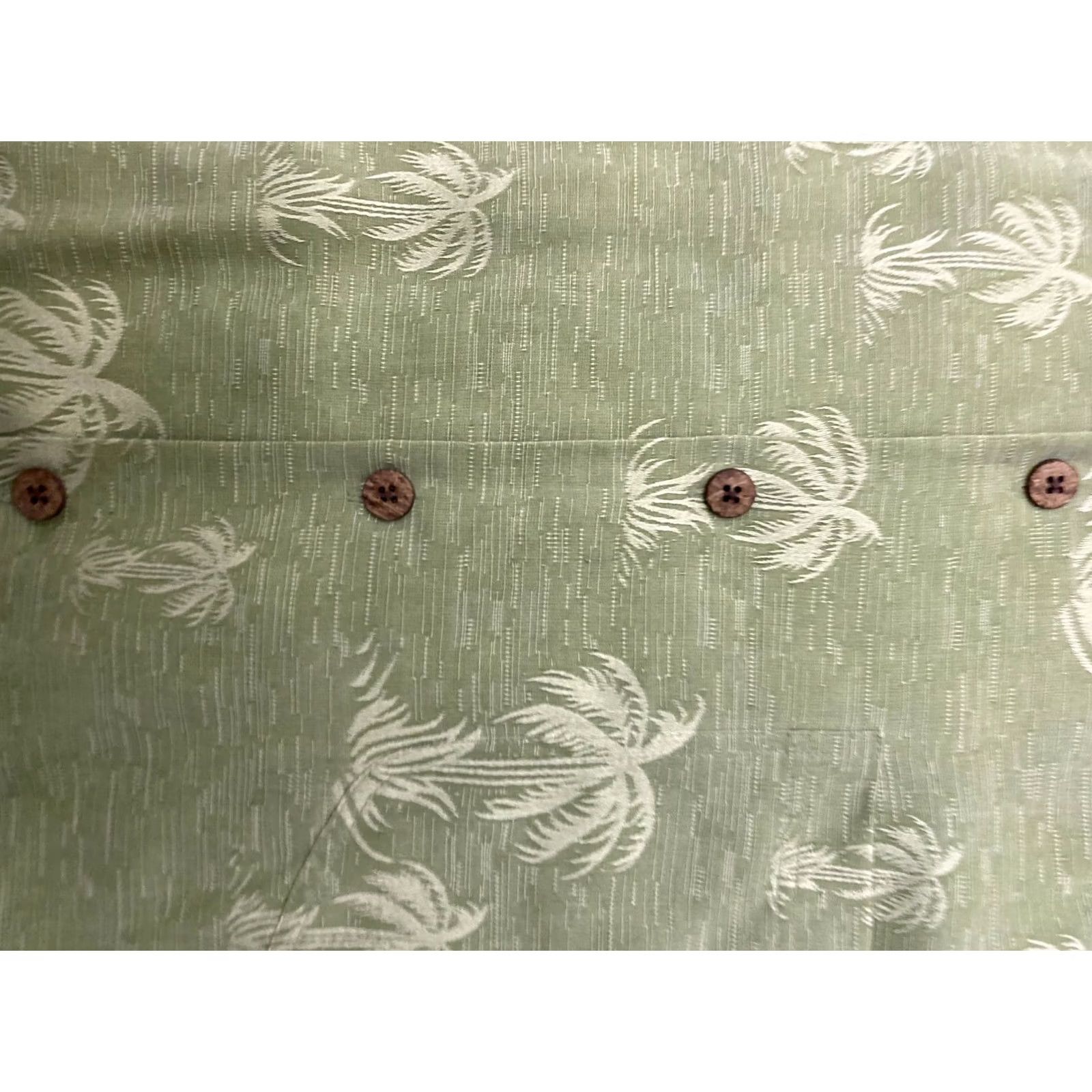Tommy Bahama VINTAGE Tommy Bahama Green Palm Leaf Hawaiian Aloha Shirt Cotton Silk Size M Mens Button-Up with Pocket Short Sleeve Size US M / EU 48-50 / 2 - 4 Thumbnail