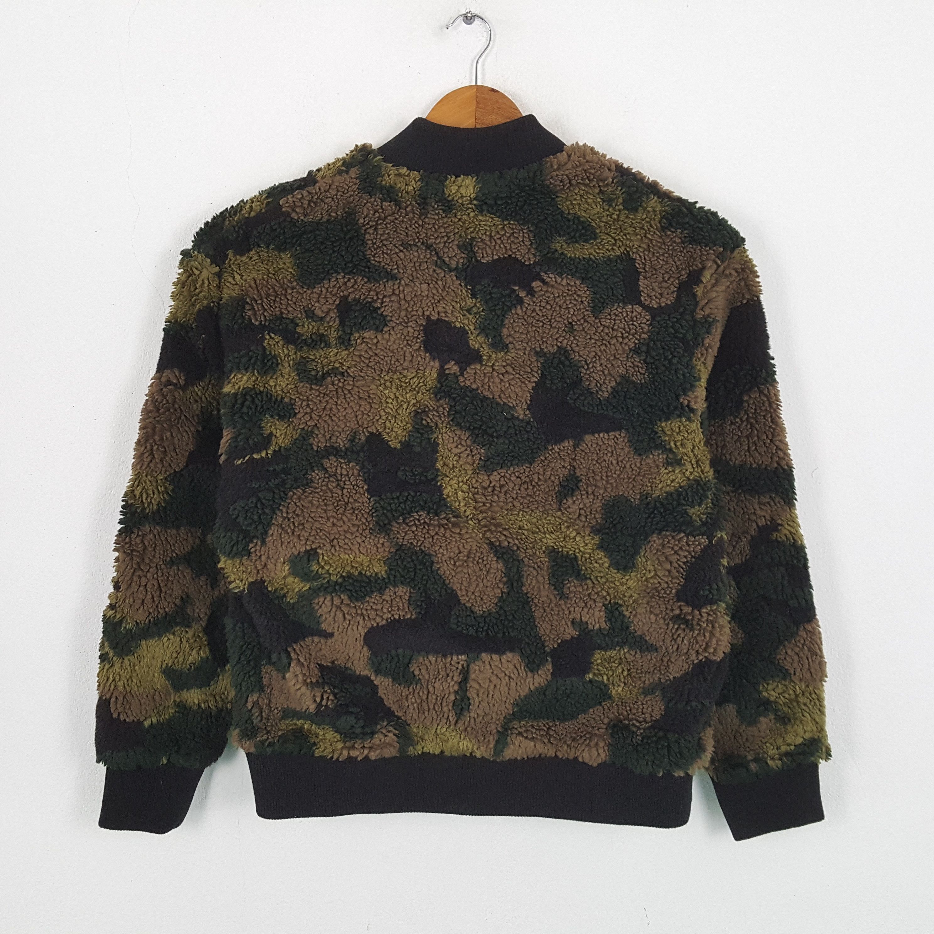 Louis Vuitton Vintage Louis Vutton Italian Fashion Brand Sherpa Jacket Size US M / EU 48-50 / 2 - 3 Thumbnail