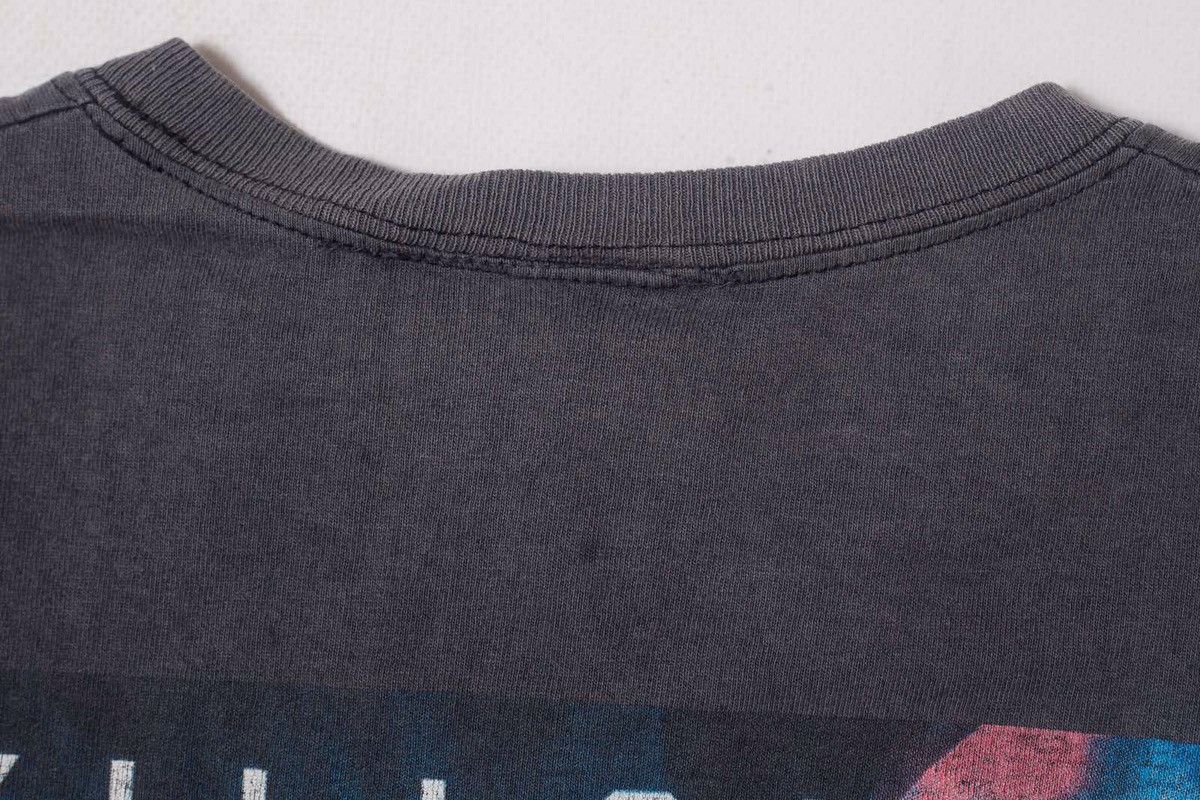 Warner Bros Vintage 1997 Batman & Robin Heroes and Villians movie shirt Size US L / EU 52-54 / 3 - 5 Thumbnail