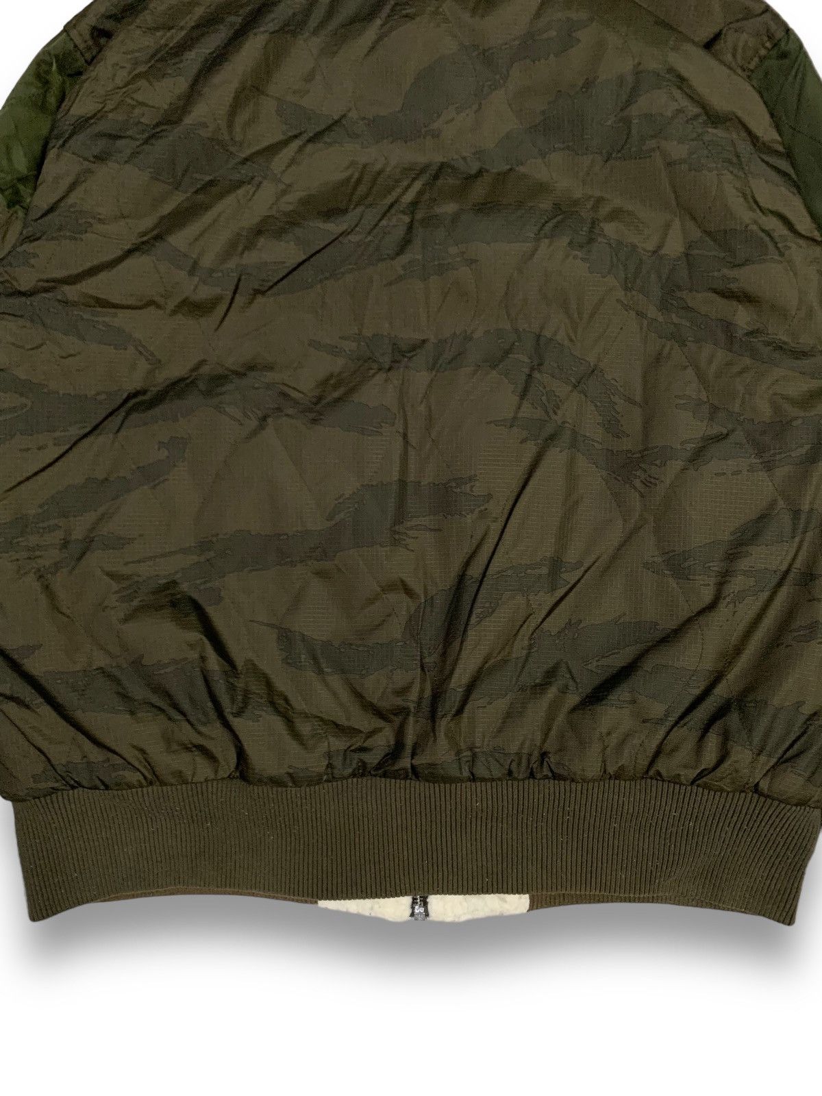 Dickies Dickies Camo Sherpa Reversible Utility Bomber Jacket Size US M / EU 48-50 / 2 - 16 Thumbnail