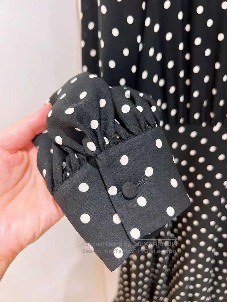 Valentino Valentino Black and white polka dot silk dress Size M / US 6-8 / IT 42-44 - 6 Thumbnail