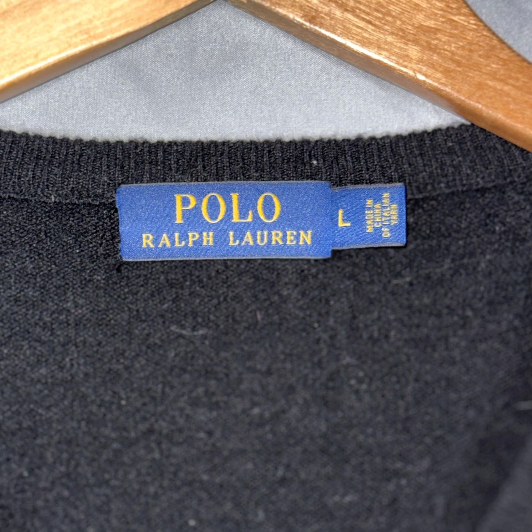 Polo Ralph Lauren Polo Ralph Lauren Sweater Men's L Black Merino Wool V-Neck Pullover Knit Size US L / EU 52-54 / 3 - 3 Thumbnail
