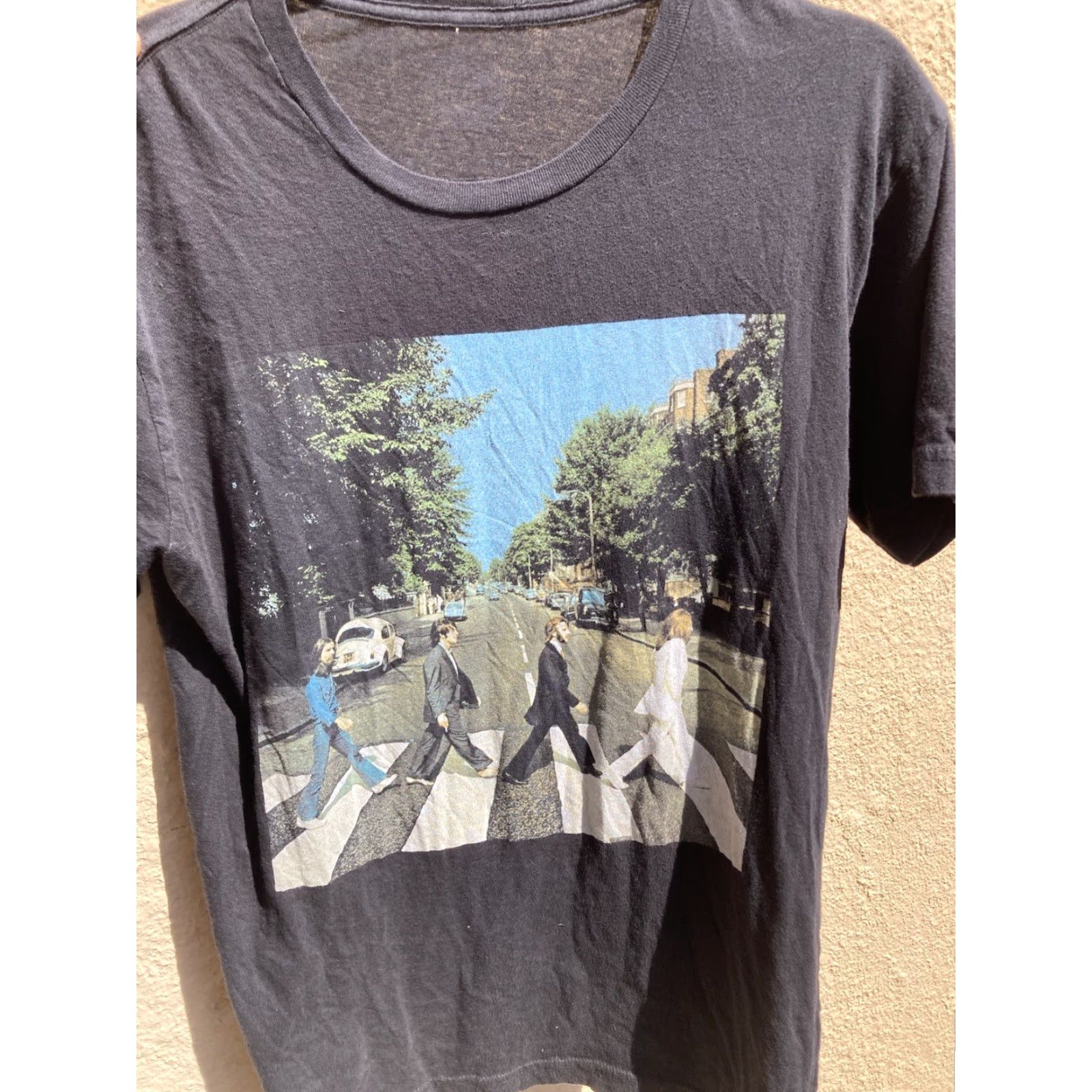 Vintage The Beatles Abbey Road T-Shirt Black Classic 60s MEN'S M Cotton Lennon Short Sleeve Crew Neck Graphic Print Vintage: No Size US M / EU 48-50 / 2 - 5 Thumbnail
