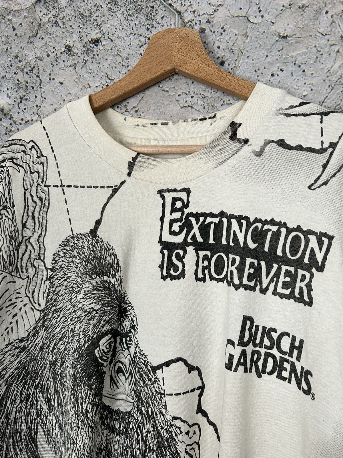 Vintage Vintage Busch Gardens Animal Tee Graphic Single Stitch 90s Size US L / EU 52-54 / 3 - 3 Thumbnail