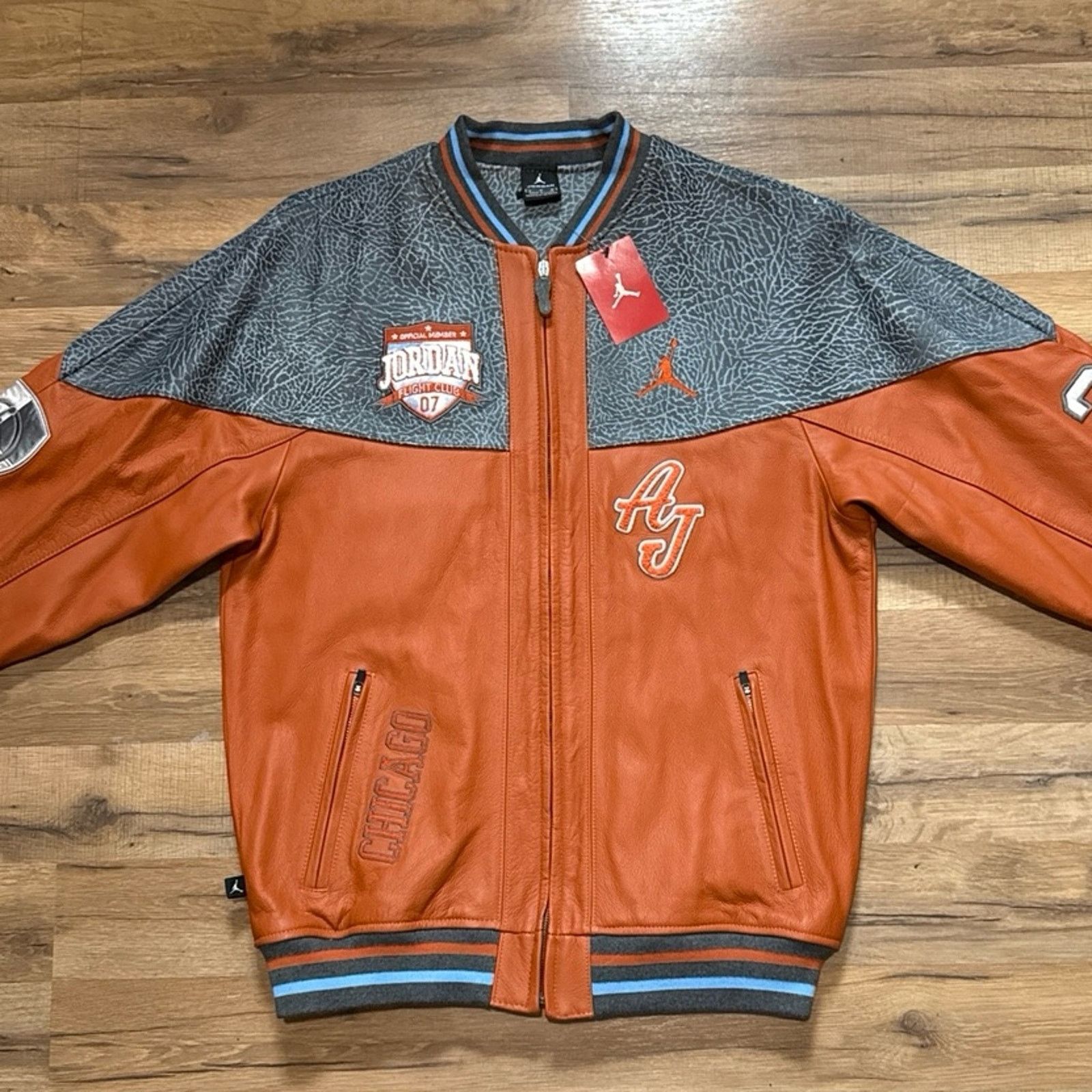 Jordan Brand 2007 Jordan Official Member Zip Up Leather Varsity Jacket Size US L / EU 52-54 / 3 - 2 Thumbnail