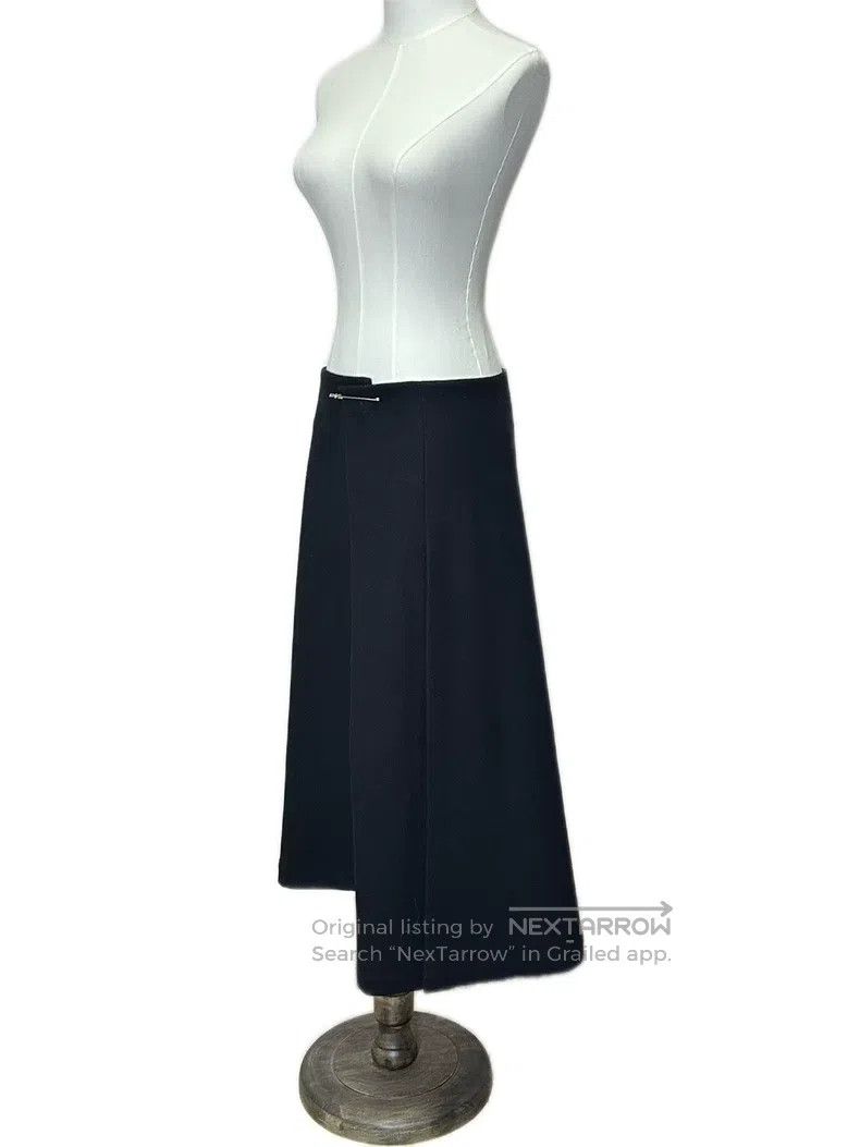 Yohji Yamamoto Yohji Yamamoto size 3 Black Large Pin Irregular Dress Size 25" / US 0 / IT 36 - 2 Thumbnail