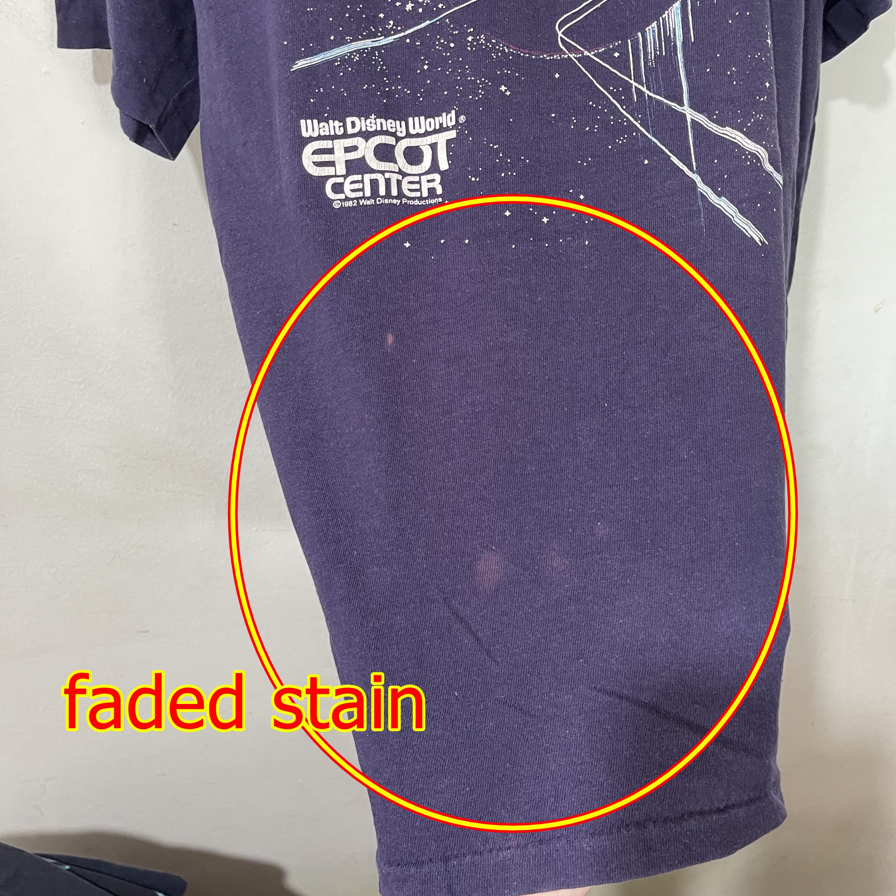 Disney Vintage 1982 EPCOT Center T-Shirt Size US S / EU 44-46 / 1 - 9 Thumbnail