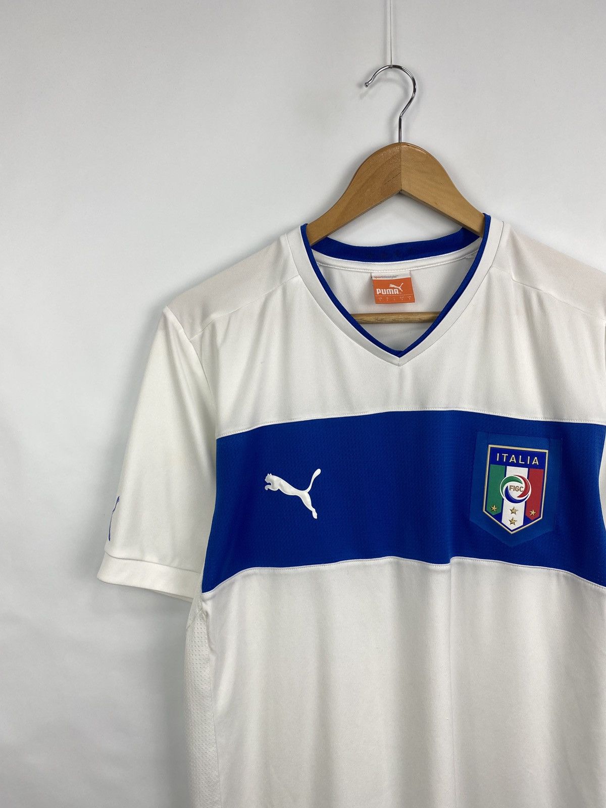 Puma 🇮🇹 Vintage Y2K Puma Italy Soccer Jersey T-Shirt Retro Rare Size US L / EU 52-54 / 3 - 2 Thumbnail