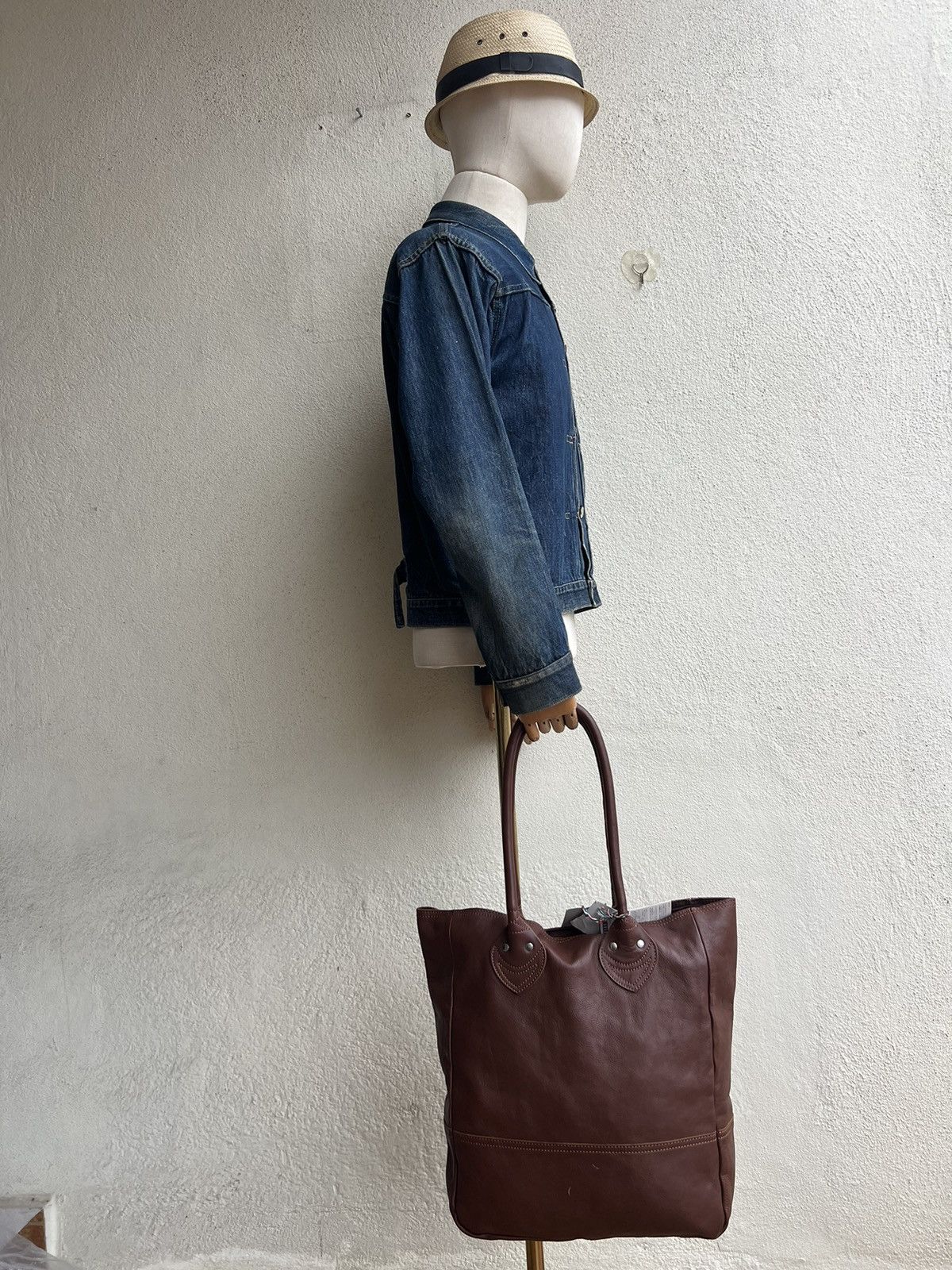 Leather R. Newbold Cowhide Leather Tote Bag Size ONE SIZE - 6 Thumbnail