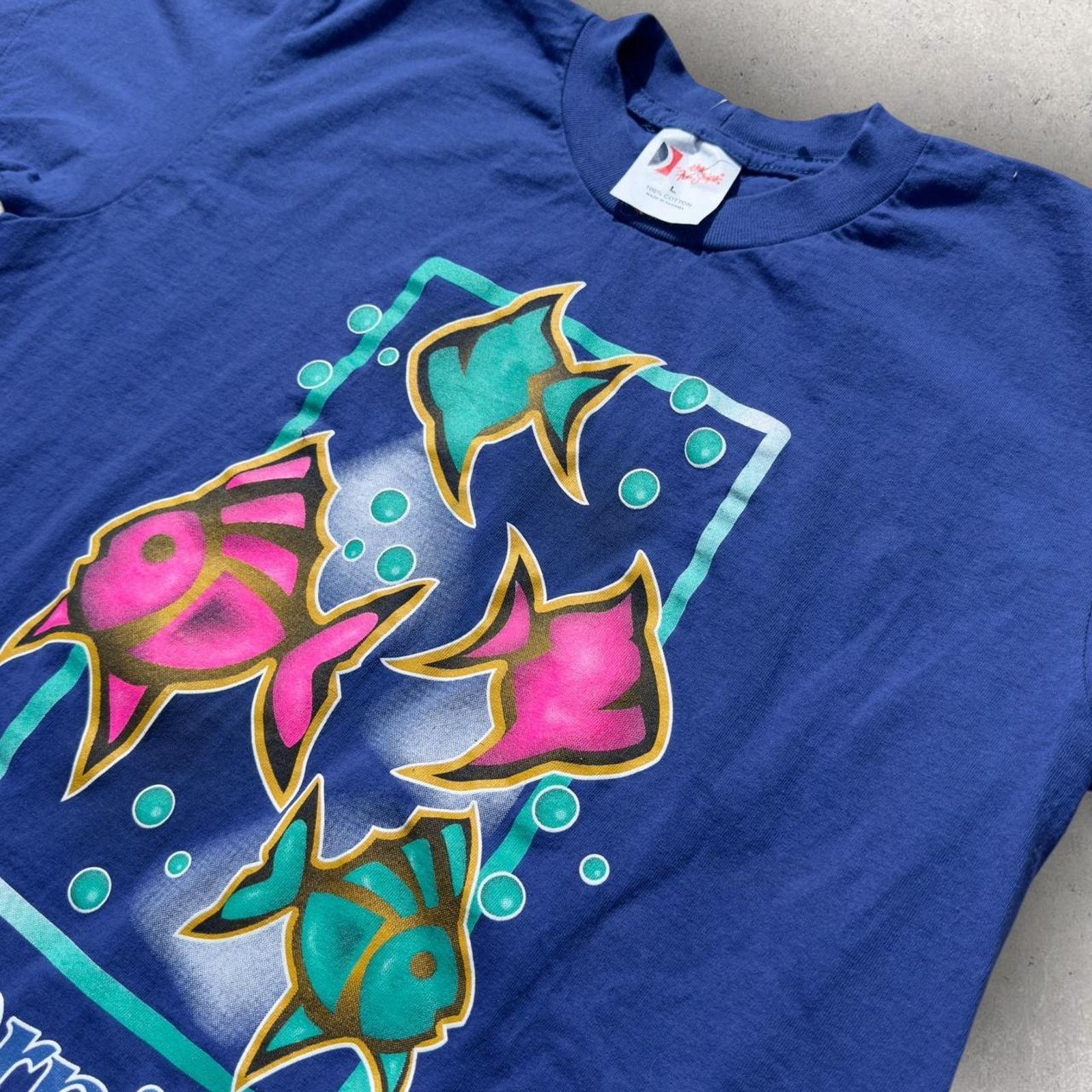 Vintage Vintage 90’s Single Stitch Carnival Cruises Graphic Tee Size US L / EU 52-54 / 3 - 2 Thumbnail