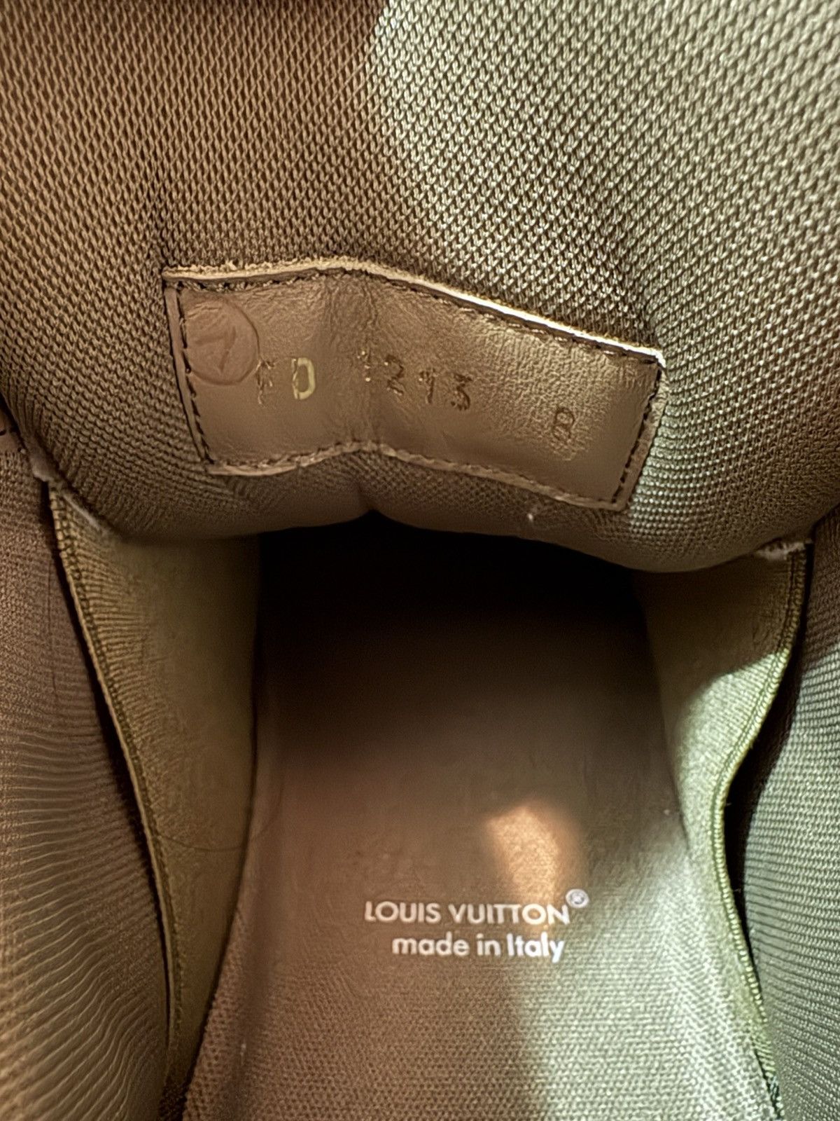 Louis Vuitton LV Maxi Trainer Size US 9 / EU 42 - 10 Thumbnail