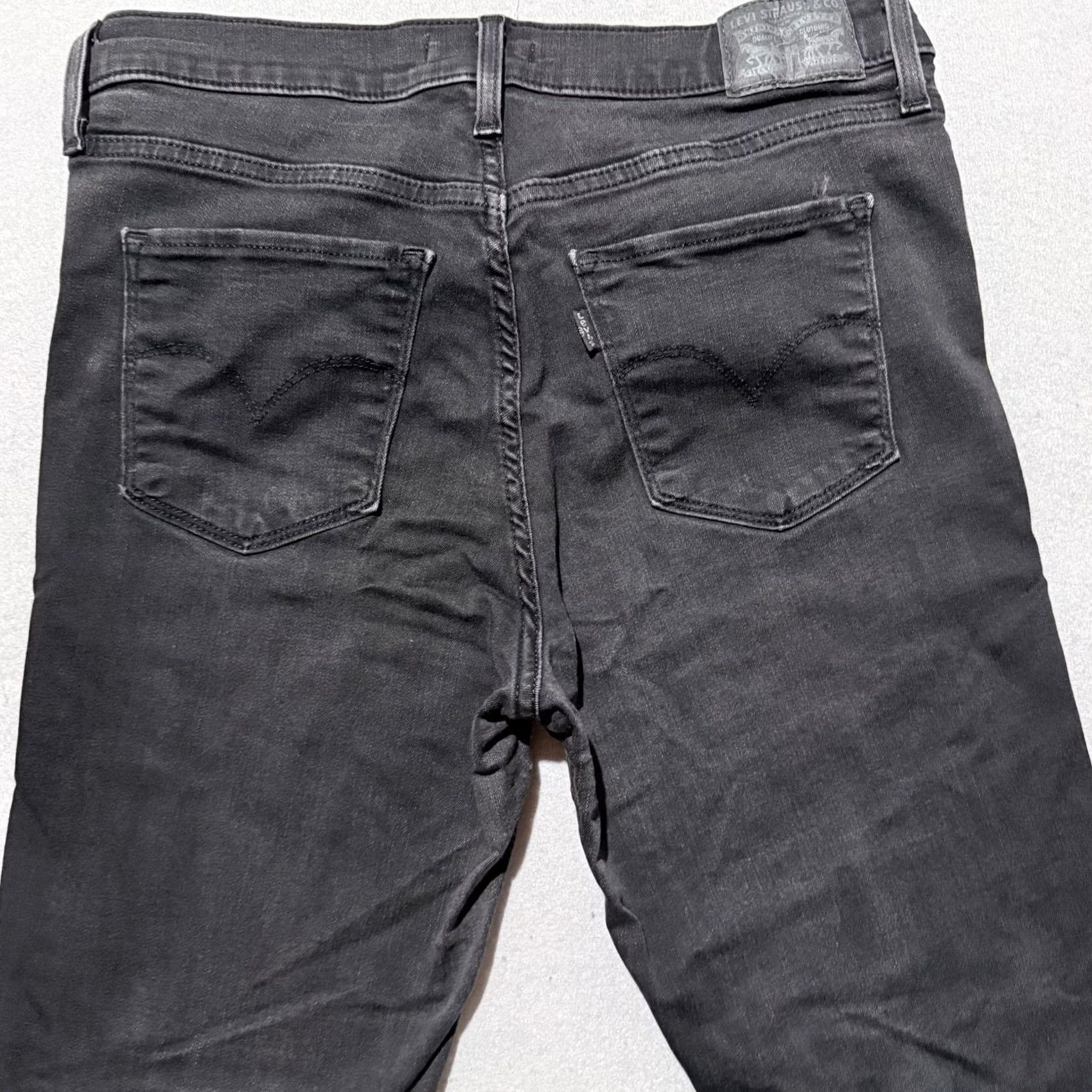 Levi's Levi’s 311 Shaping Skinny Jeans Women Black Denim Classic Zip Fly 30x30 Size 30" / US 8 / IT 44 - 4 Thumbnail