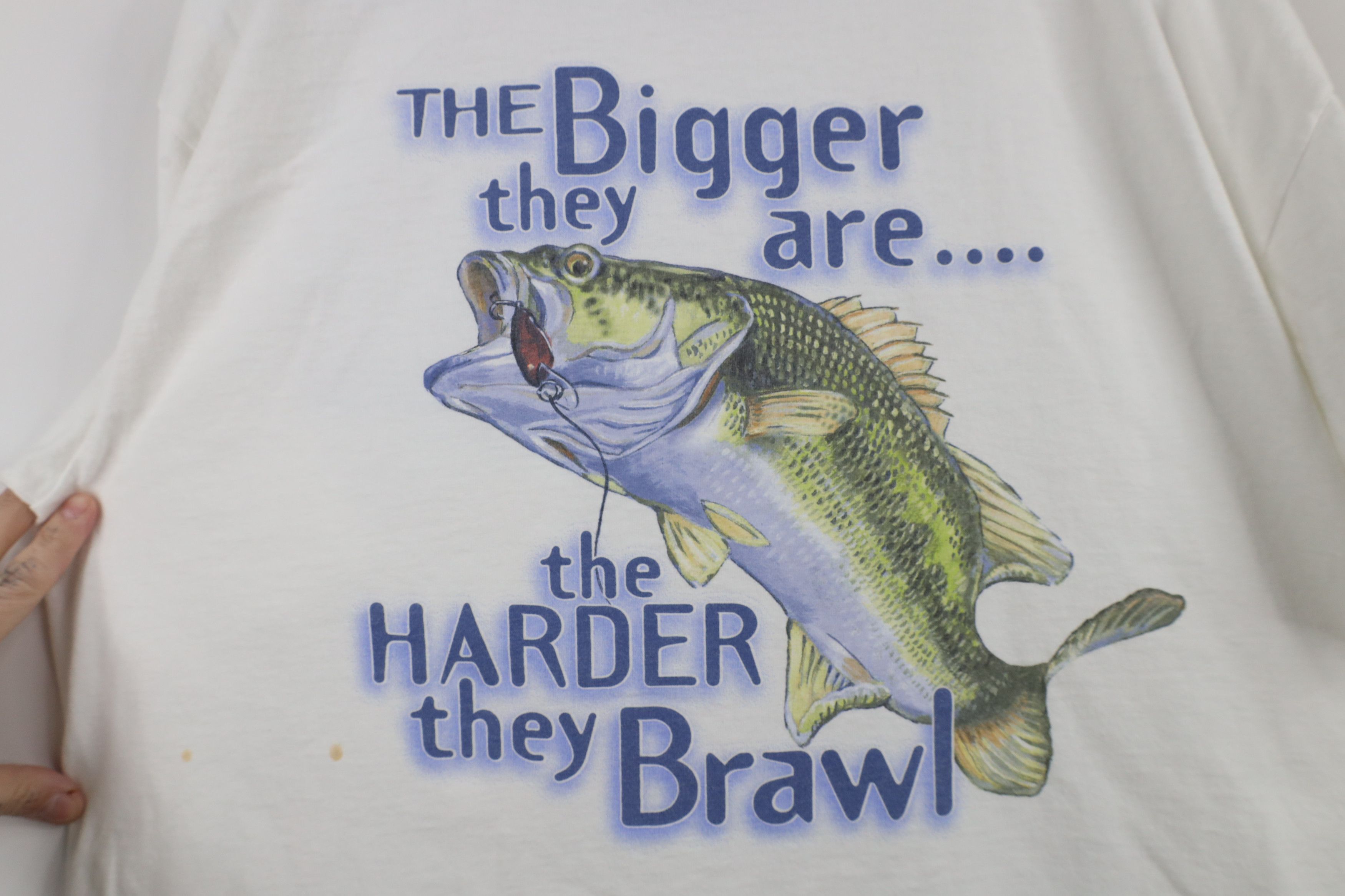 Columbia × Vintage Vintage 90s Columbia Spell Bass Fishing T-Shirt White Cotton Size US L / EU 52-54 / 3 - 9 Thumbnail