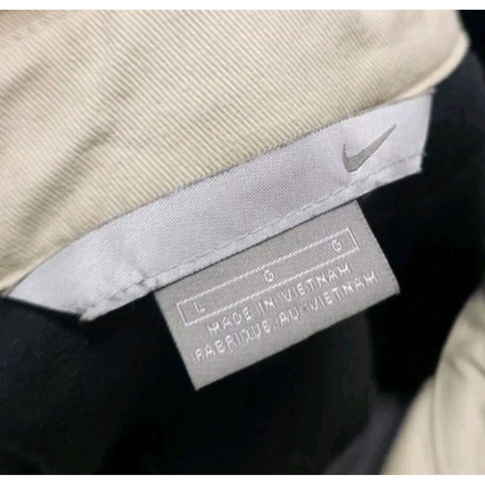 Nike Nike Air Grey Colorblock Swoosh Y2K Long Sleeve Polo Embroidered Shirt Size L Mens Size US L / EU 52-54 / 3 - 3 Thumbnail